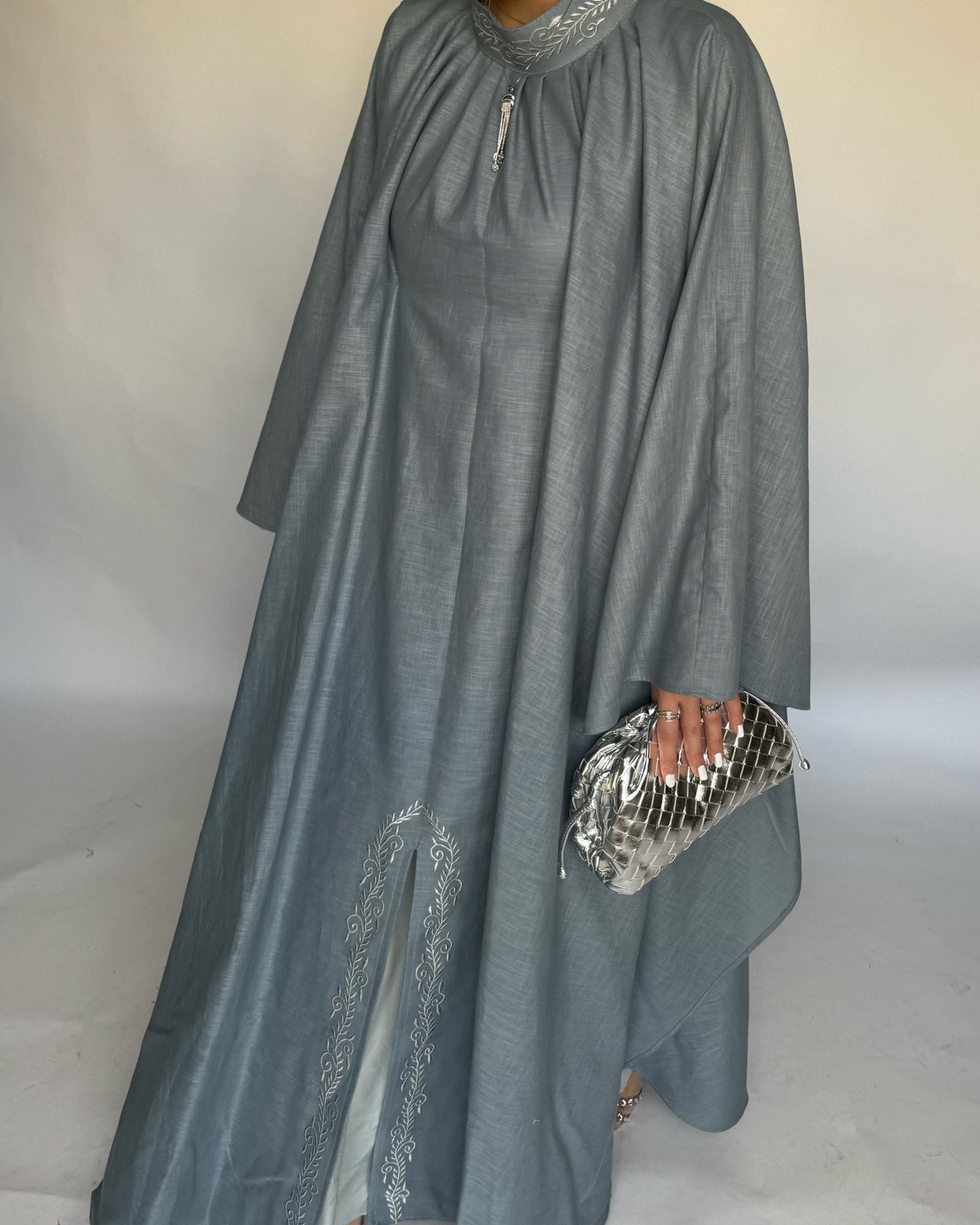 A165 - Grayish Blue Two Piece Embroidered Jalabiya