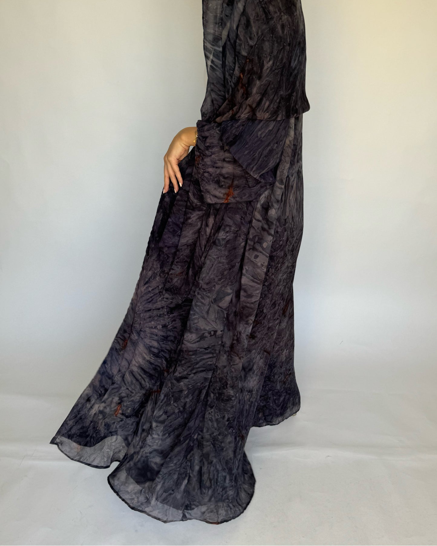 A187 - Purple-ish Grey Pattern Abaya