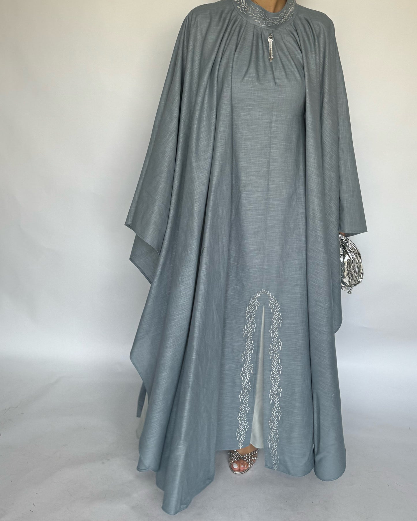 A165 - Grayish Blue Two Piece Embroidered Jalabiya