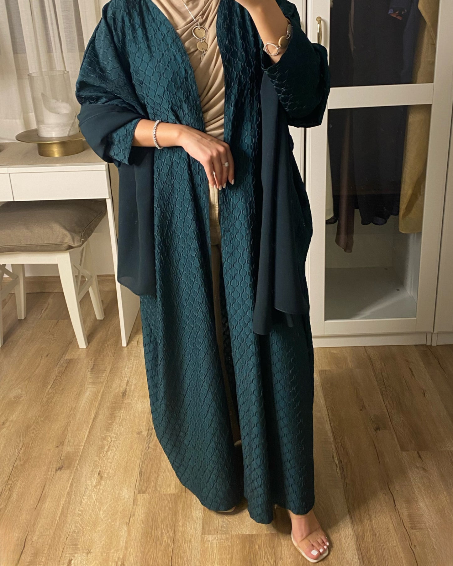 A088 - Summery Rich Green Pattern Abaya