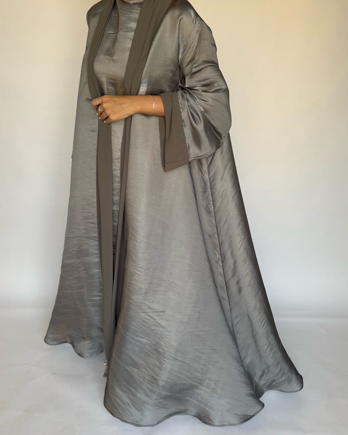 A286 - Grey Silver Organza A-CUT Elegant Set