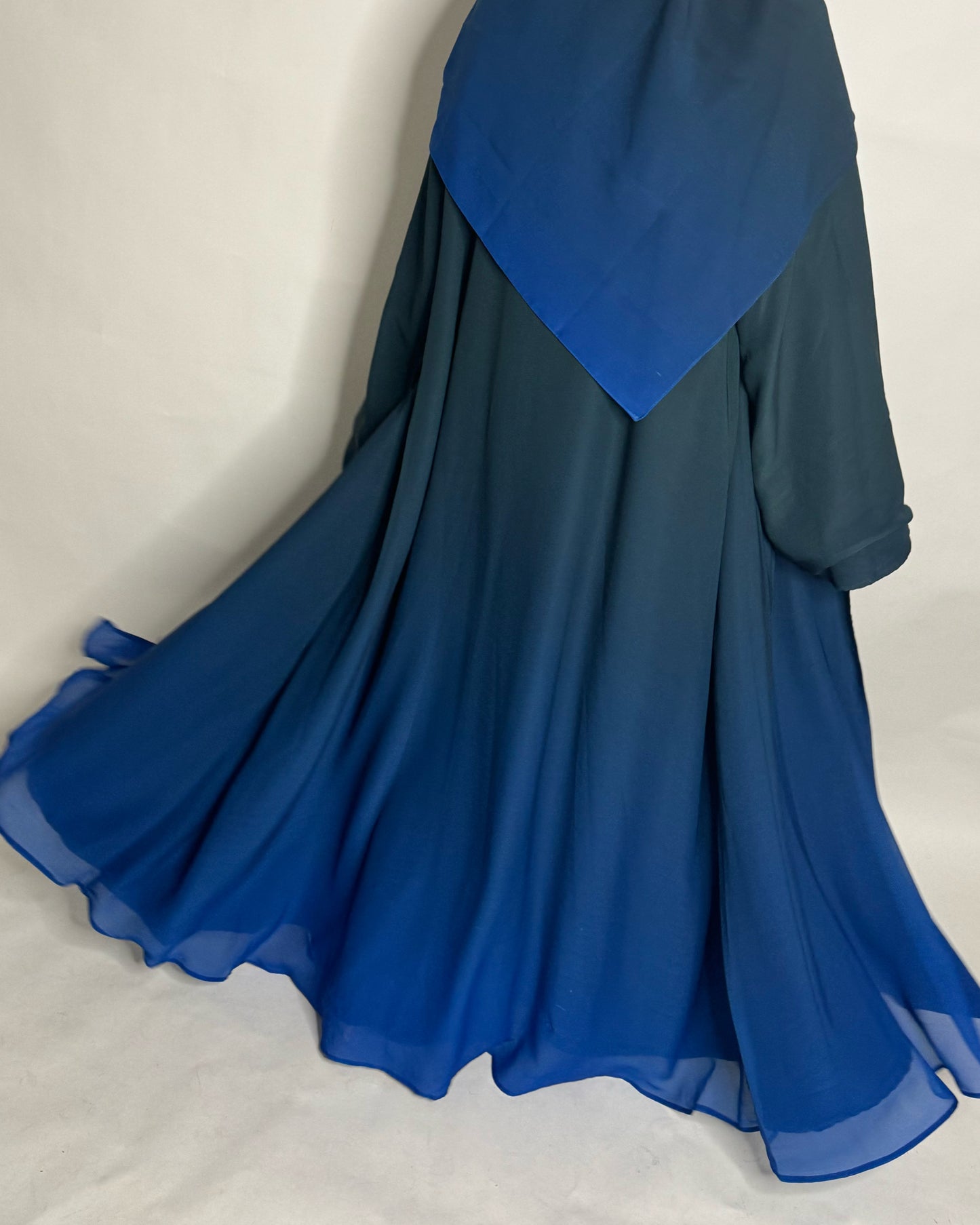 A178 - Green & Blue Ombre Flowy Abaya (READY TO SHIP)