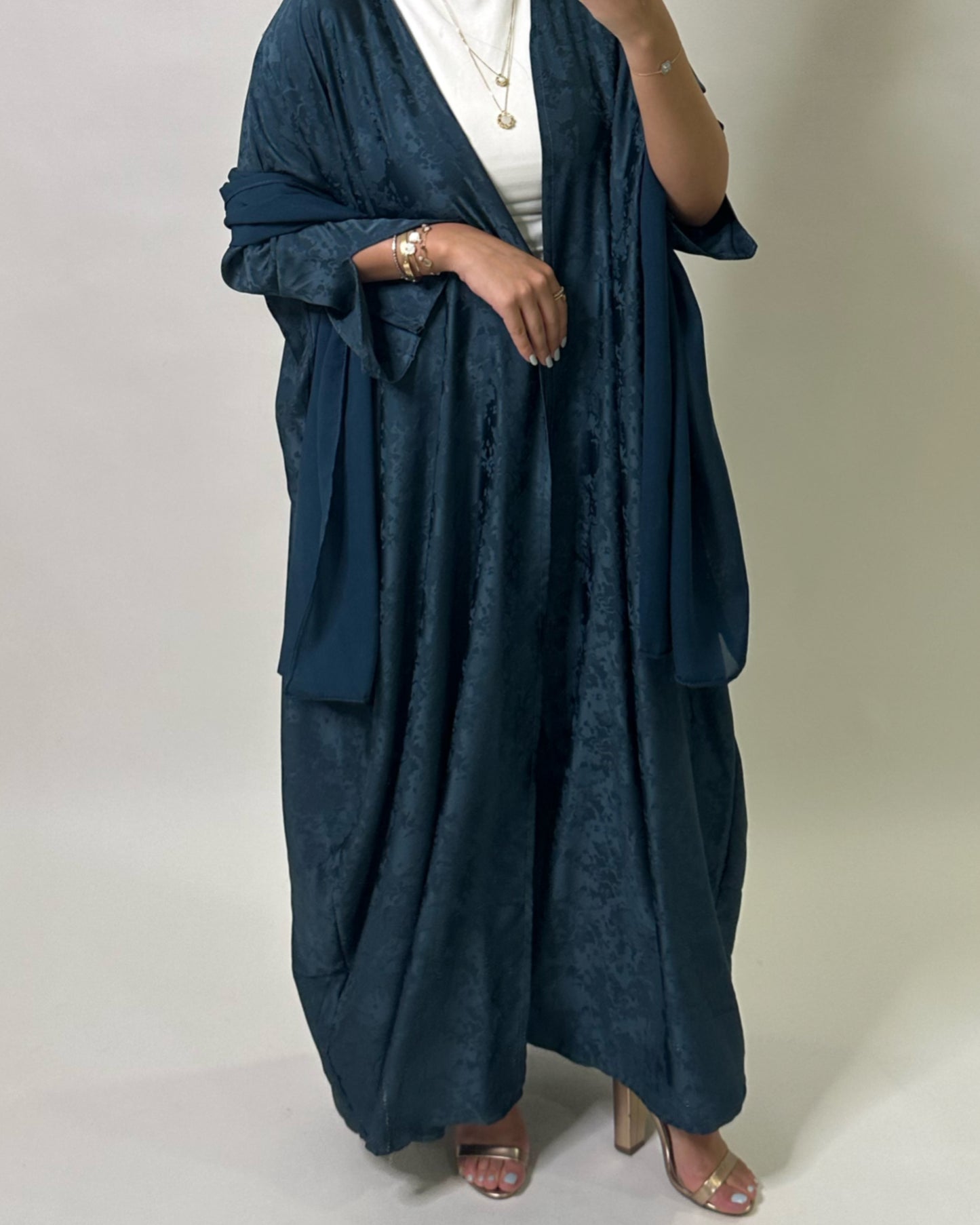 A106 - Dark Blue Luxurious Pattern Abaya