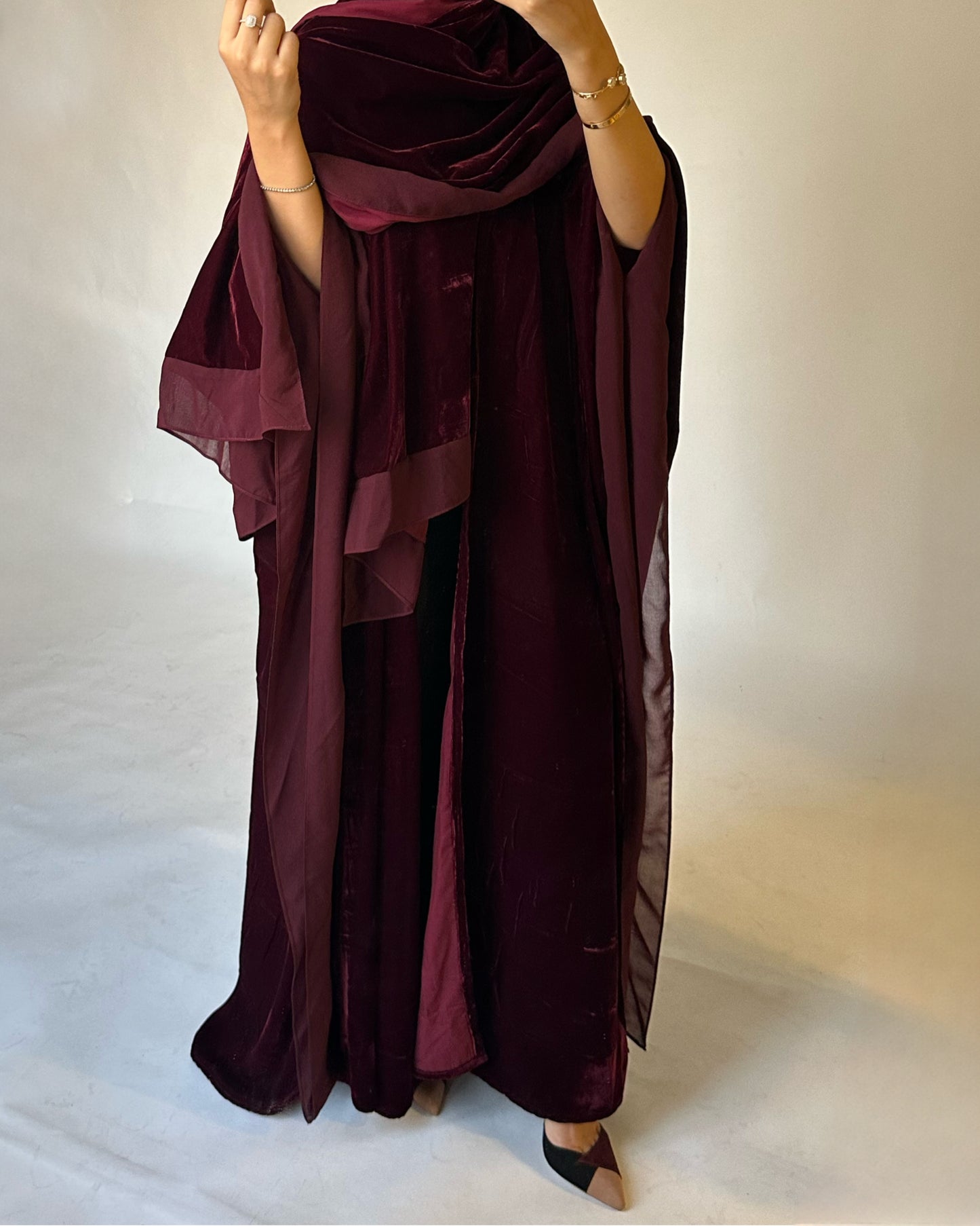 A138 - Maroon Winter Velvet Abaya & Head Scarf