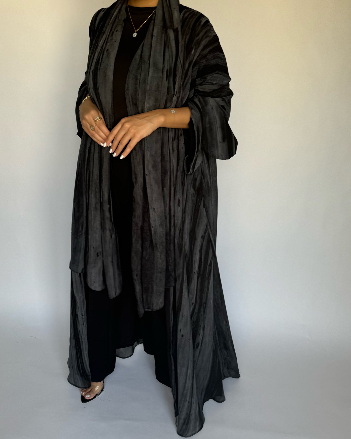 Gray Pattern Abaya (READY TO SHIP)