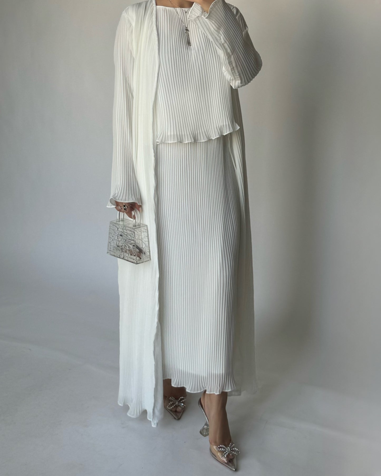 A183 - Off White Pleated Set