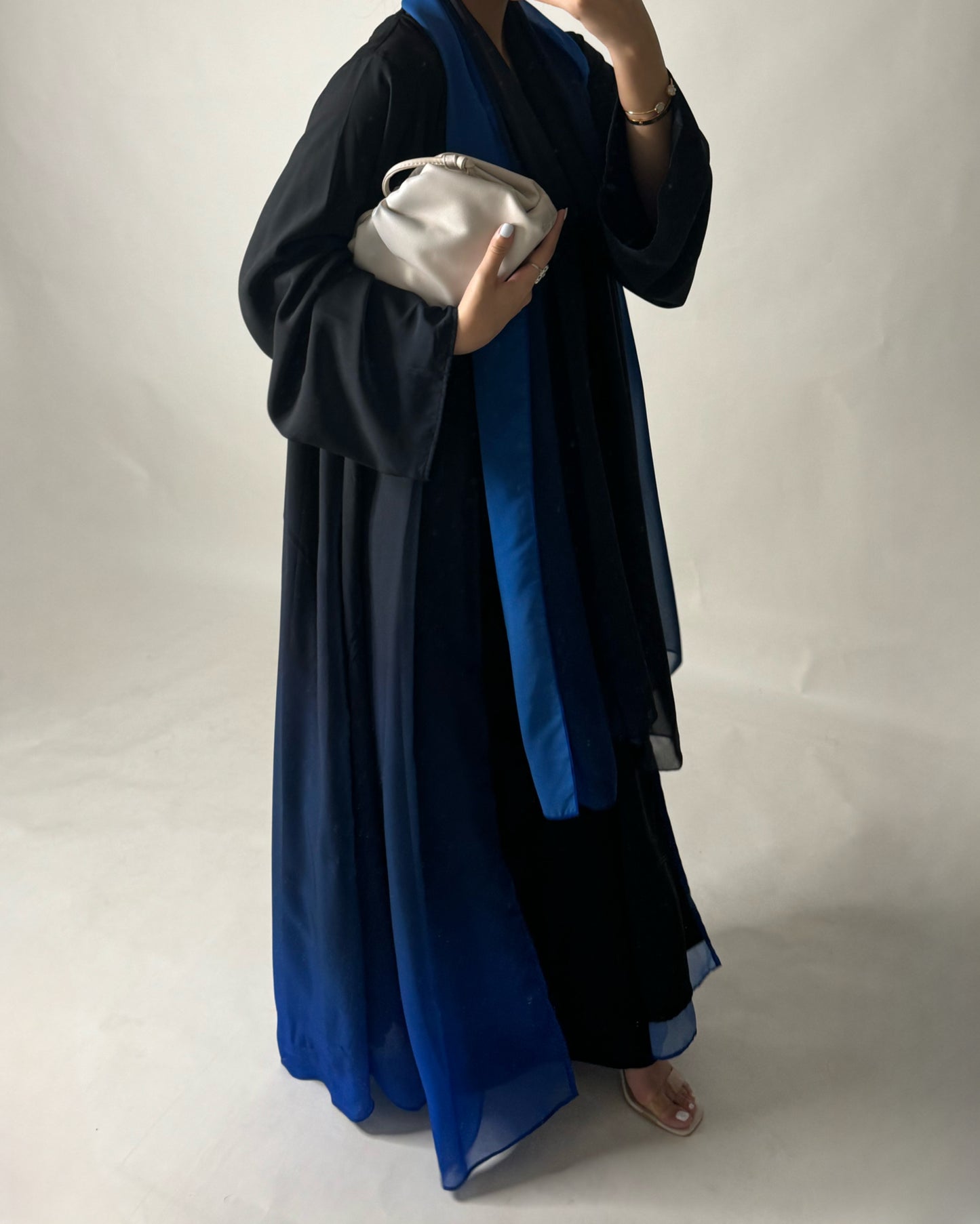 A182 - Black Blue Ombre Flowy Abaya