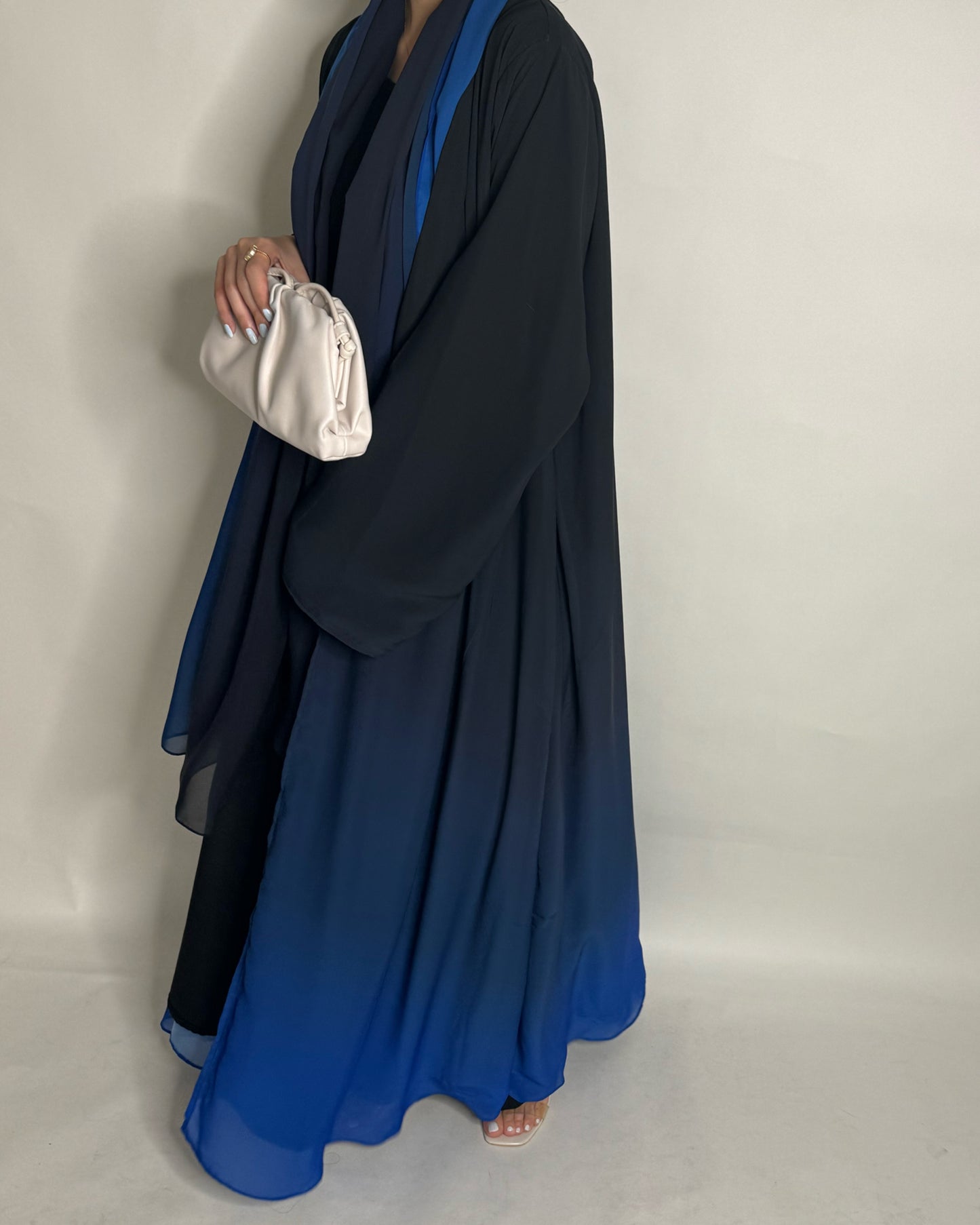 A182 - Black Blue Ombre Flowy Abaya