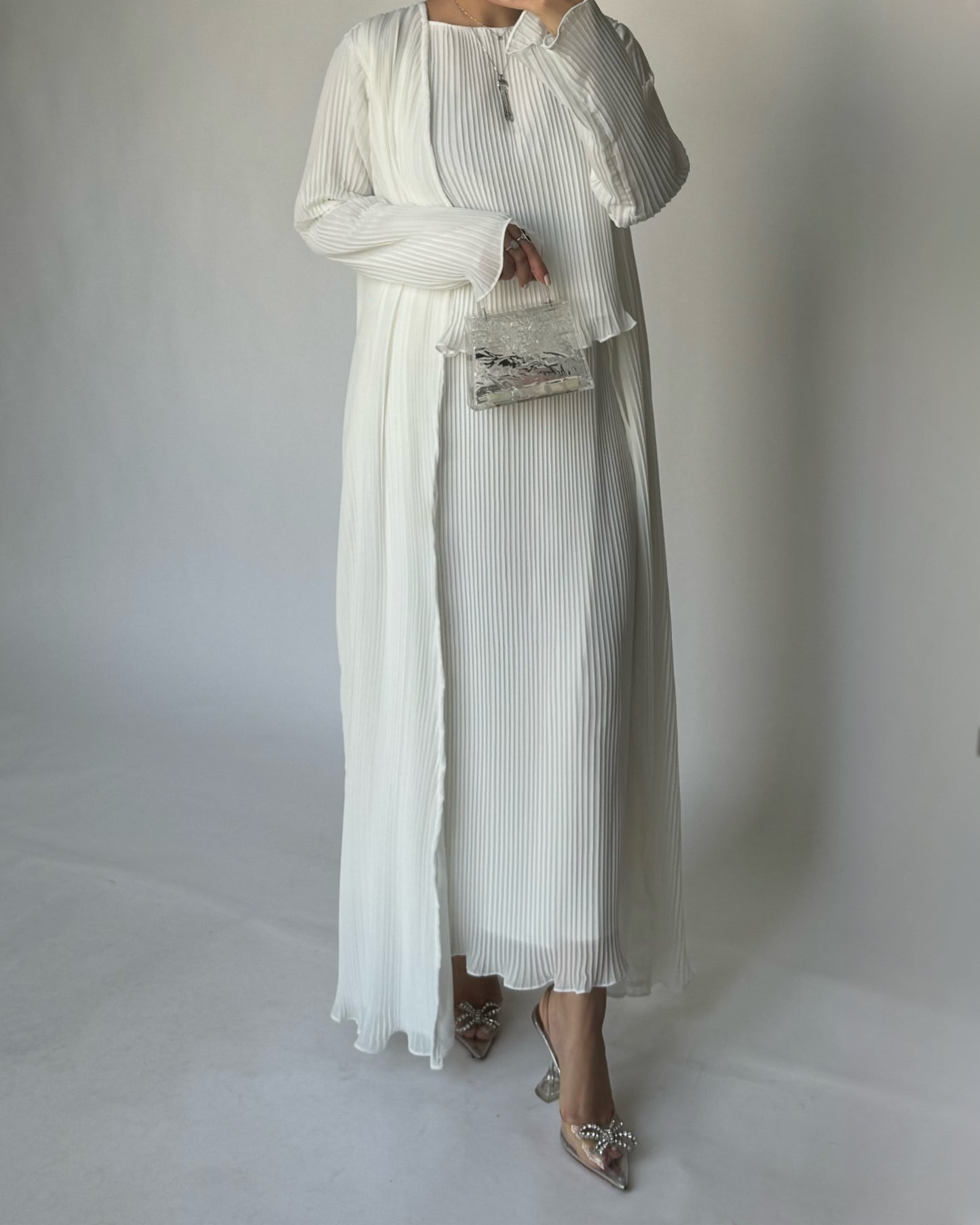 A183 - Off White Pleated Set