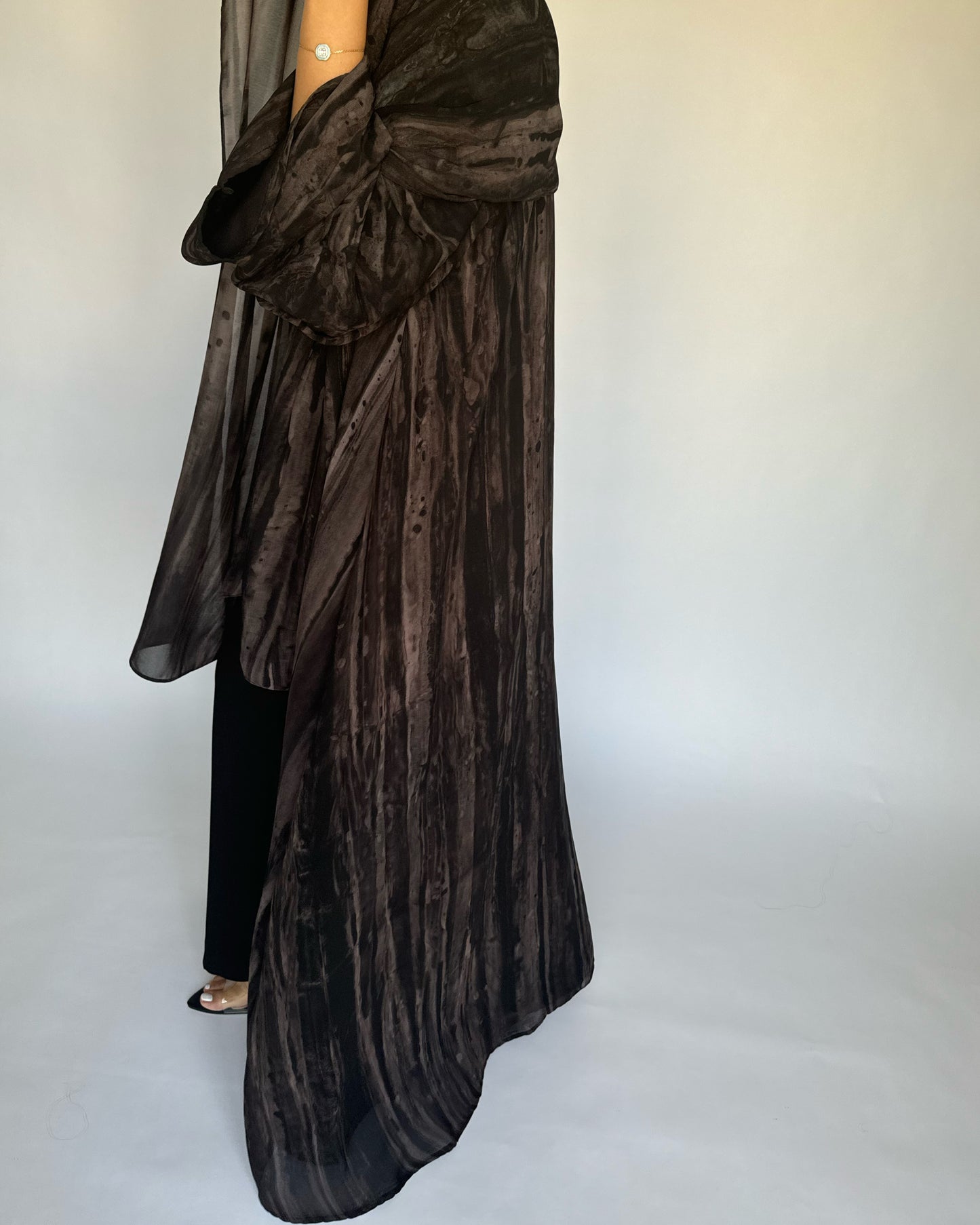 Brown Pattern Abaya (READY TO SHIP)