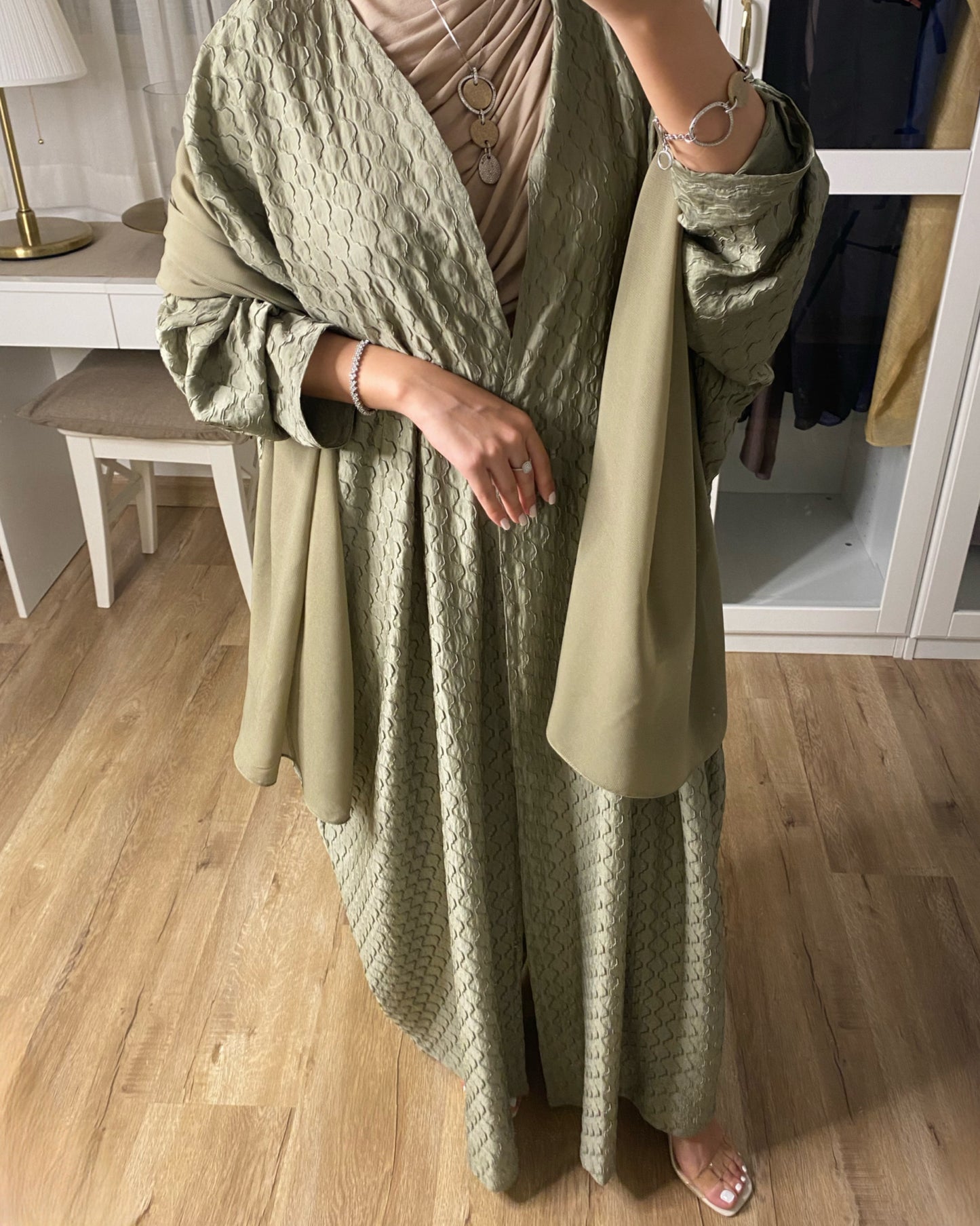 A087 - Summery Light Green Pattern Abaya