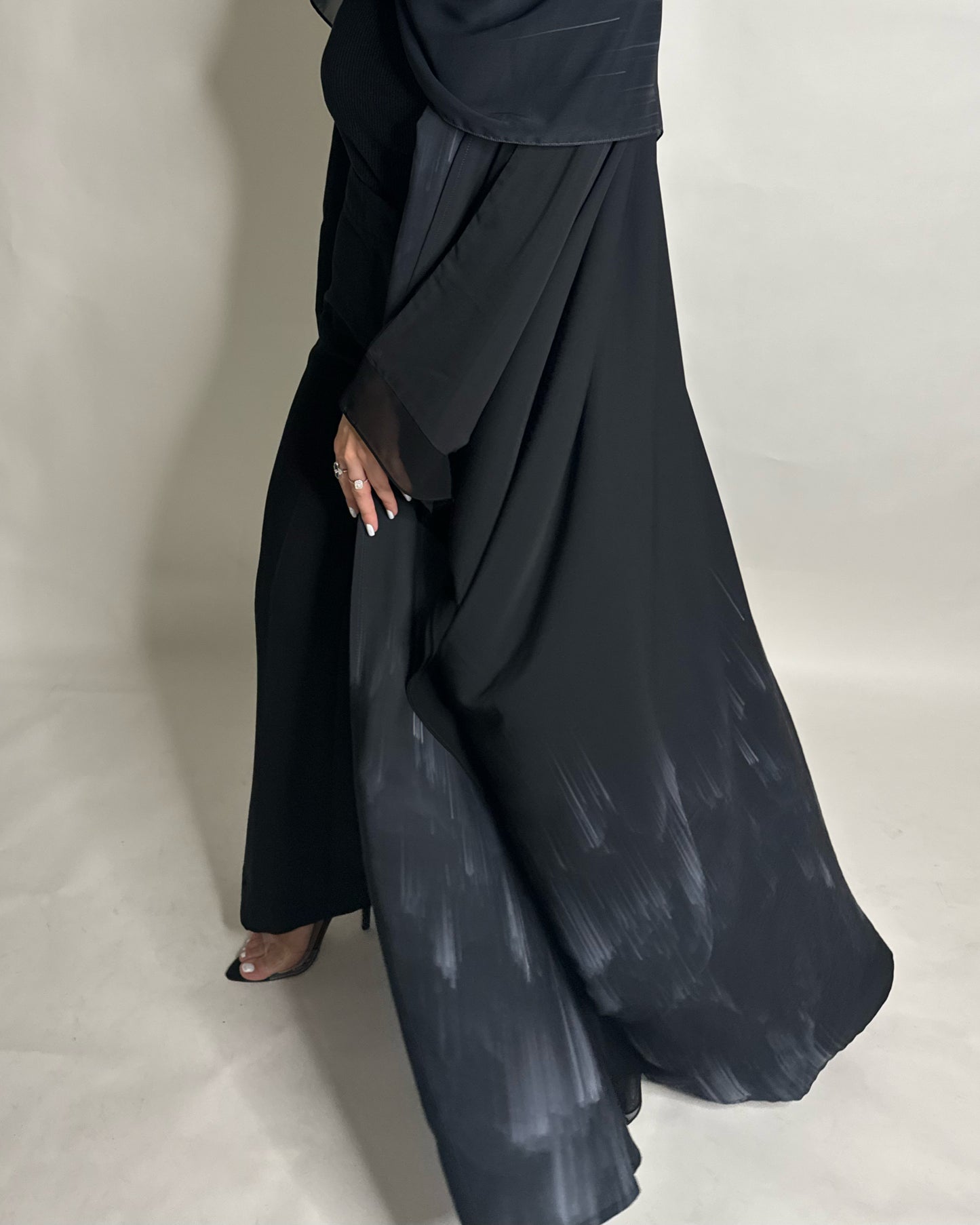 Gray Sky Abaya (READY TO SHIP)