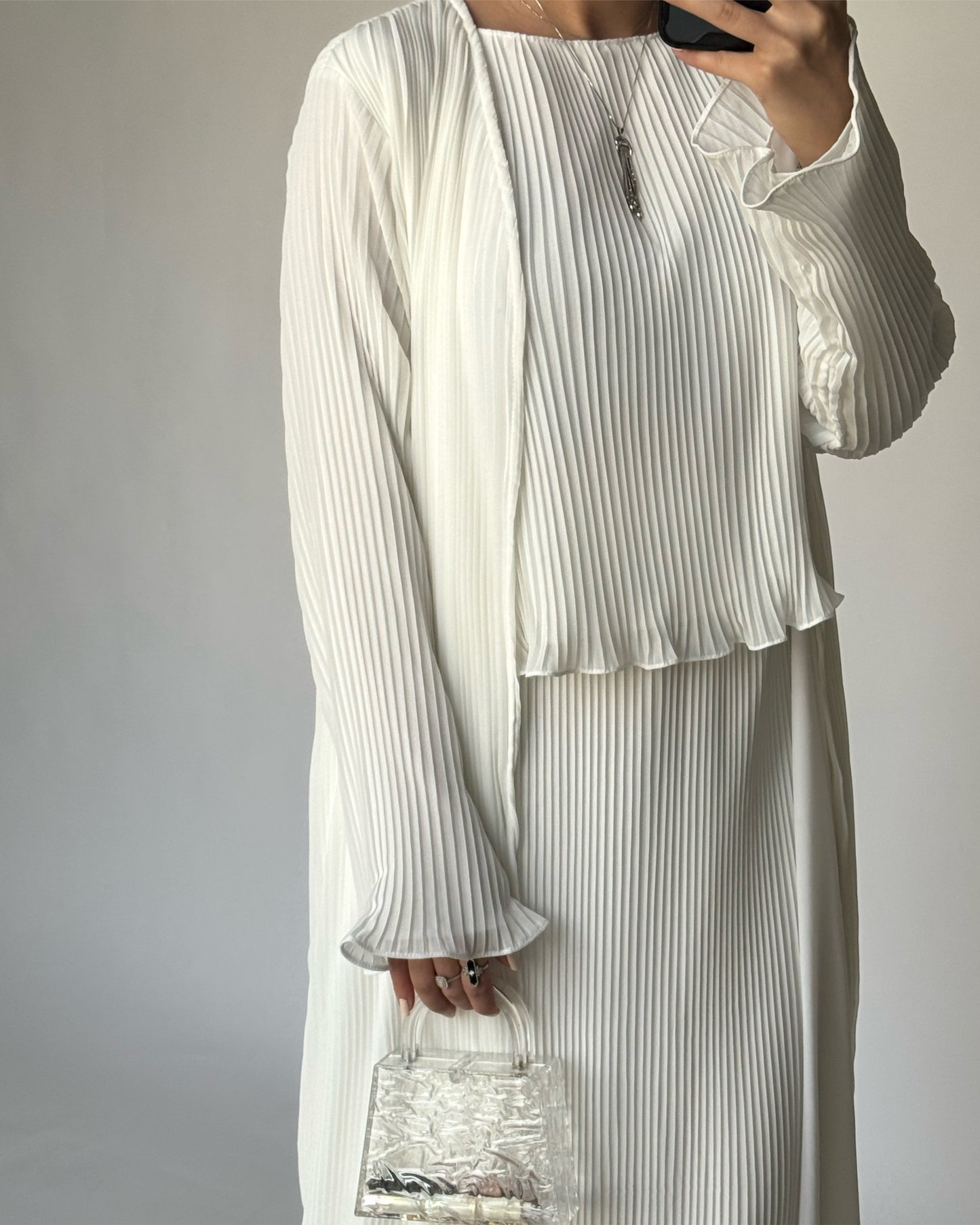 A183 - Off White Pleated Set