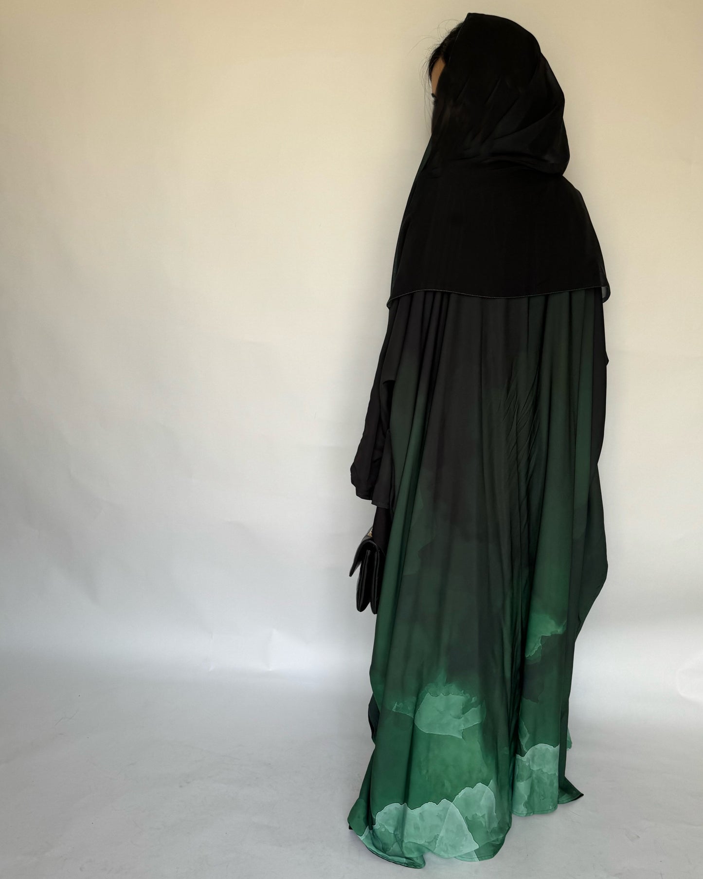 A126 - Green Gradient Cloud Abaya