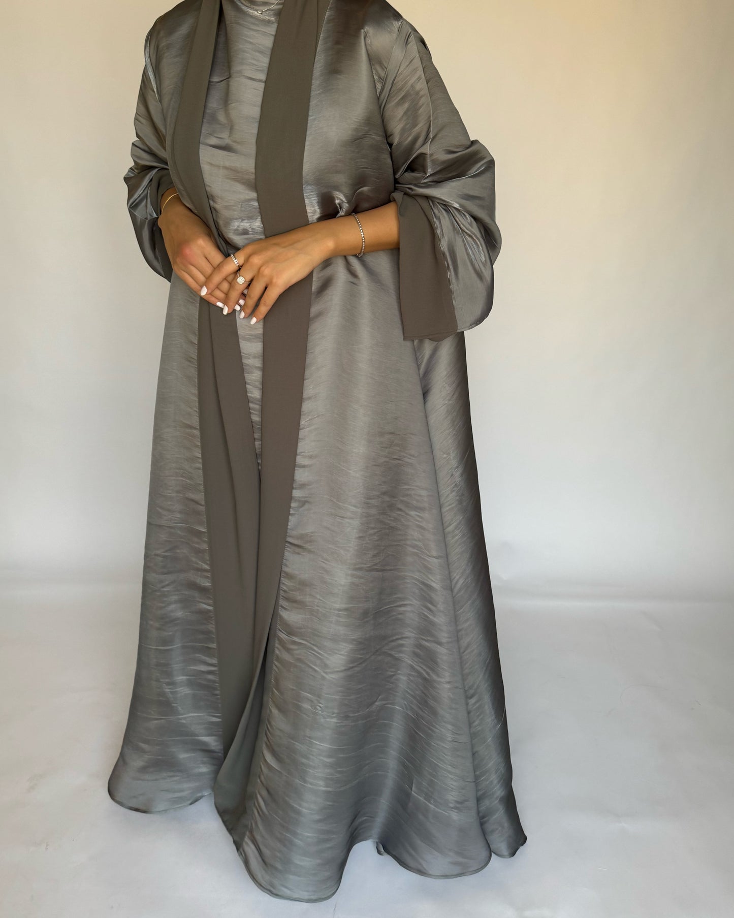 A286 - Grey Silver Organza A-CUT Elegant Set