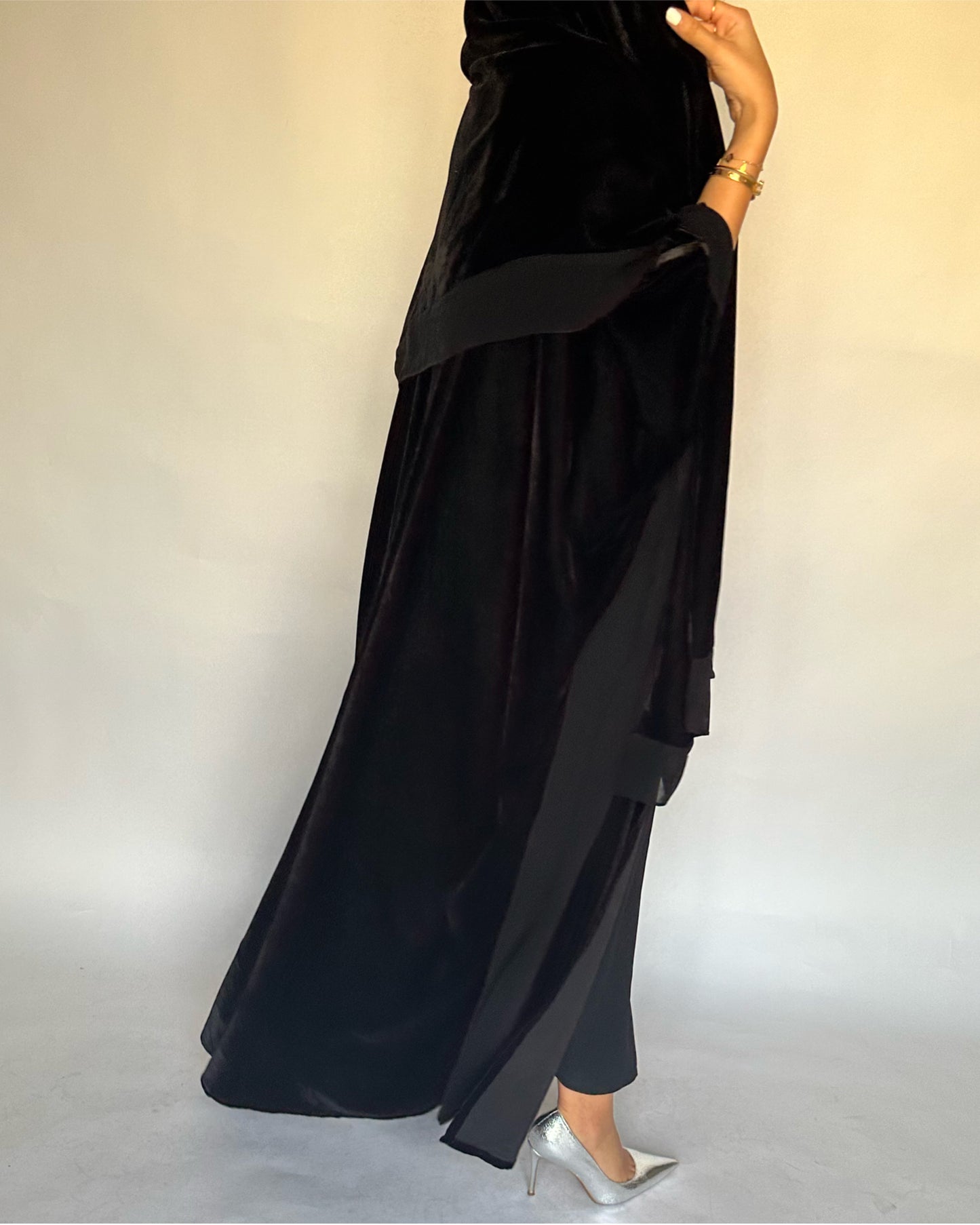 A140 - Black Winter Velvet Abaya & Head Scarf