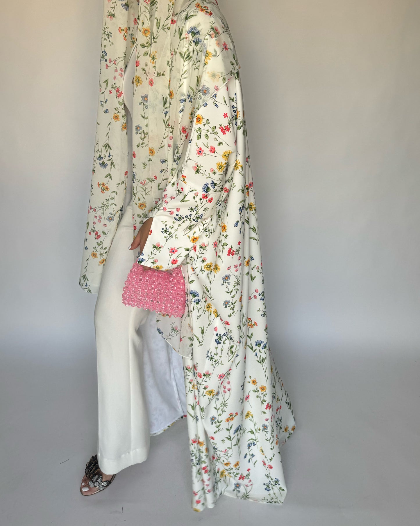 A244 - Off-White Summery Flower Abaya