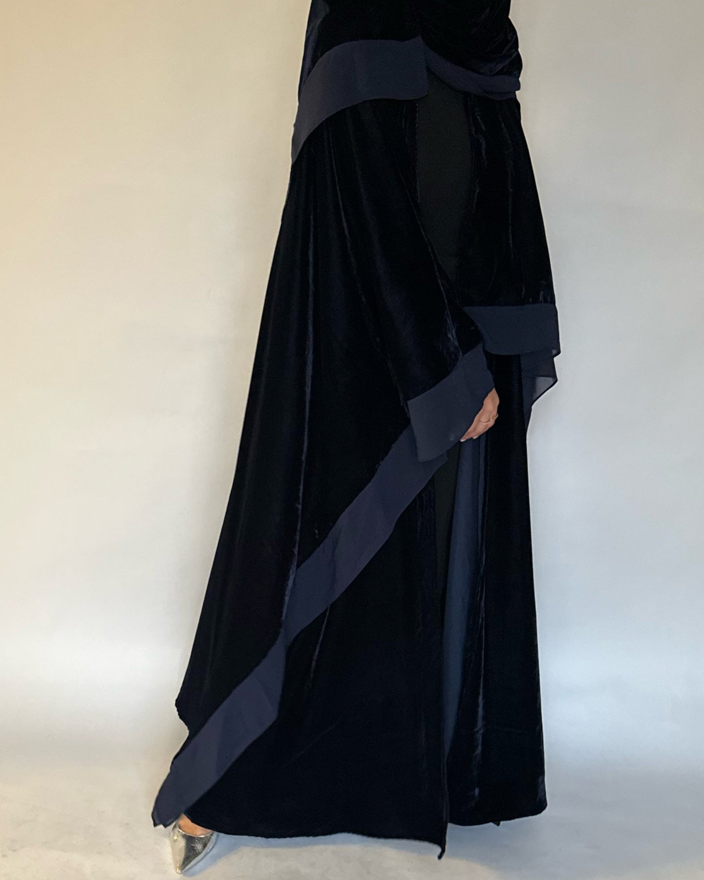 Navy Blue Winter Velvet Abaya & Head Scarf (READY TO SHIP)