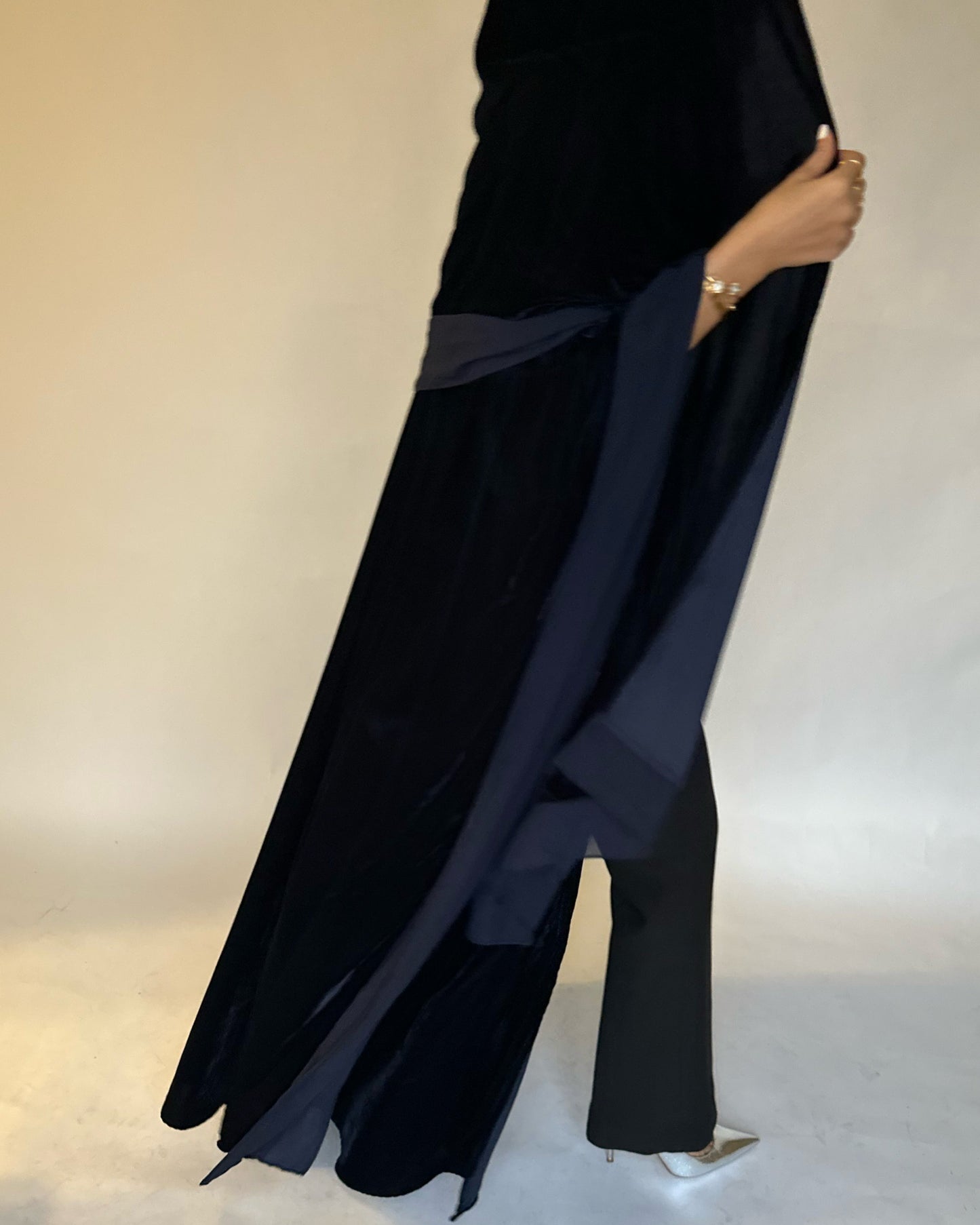 Navy Blue Winter Velvet Abaya & Head Scarf (READY TO SHIP)