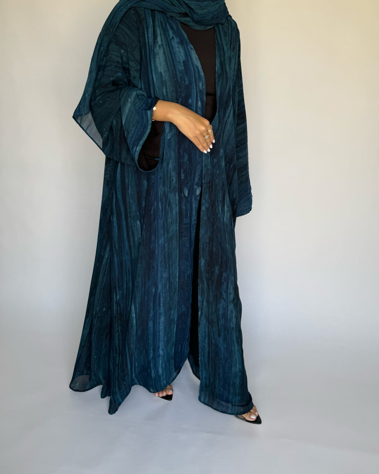 Blue Pattern Abaya (READY TO SHIP)