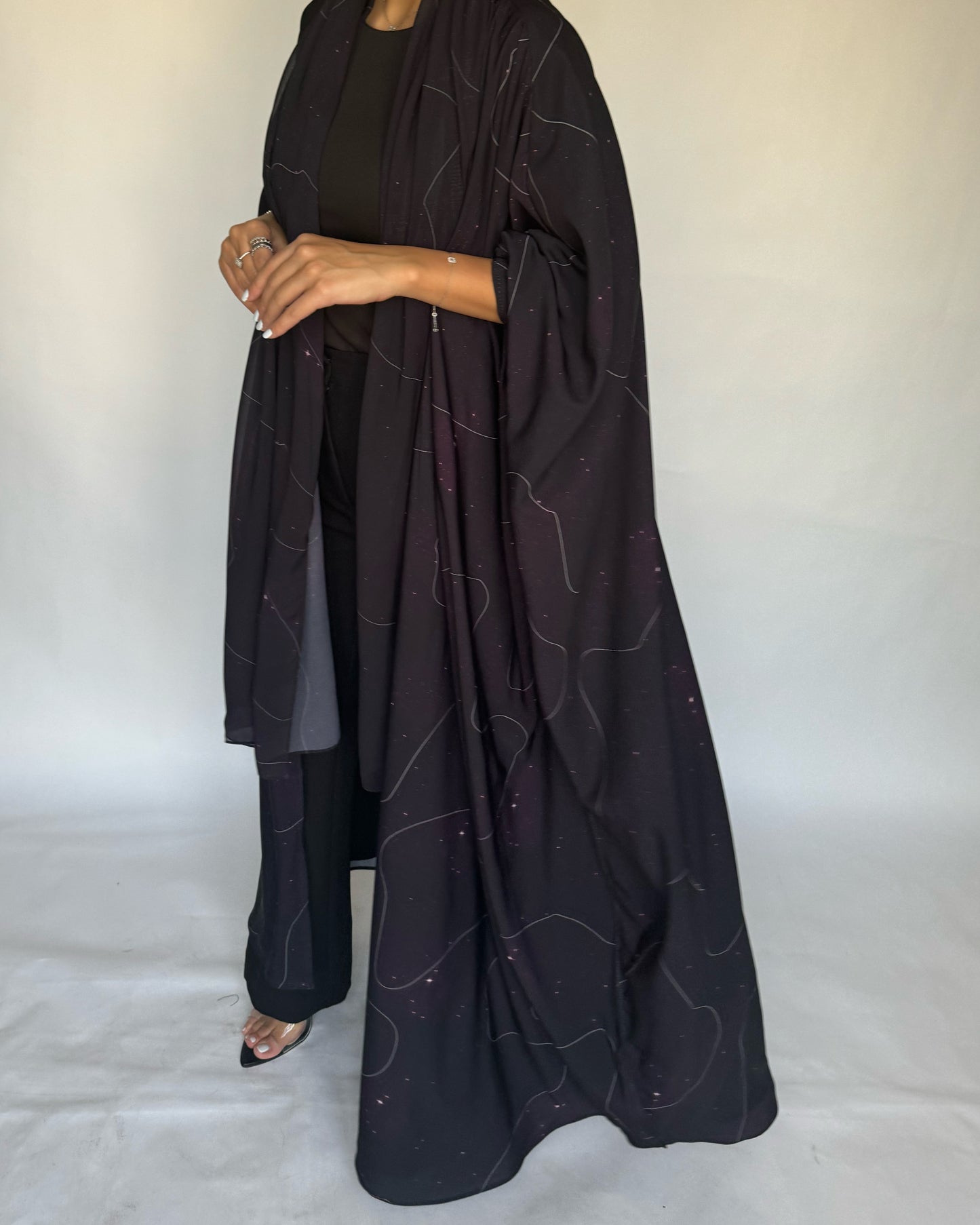 Black Space Abaya with a Hint of Maroon (READY TO SHIP)