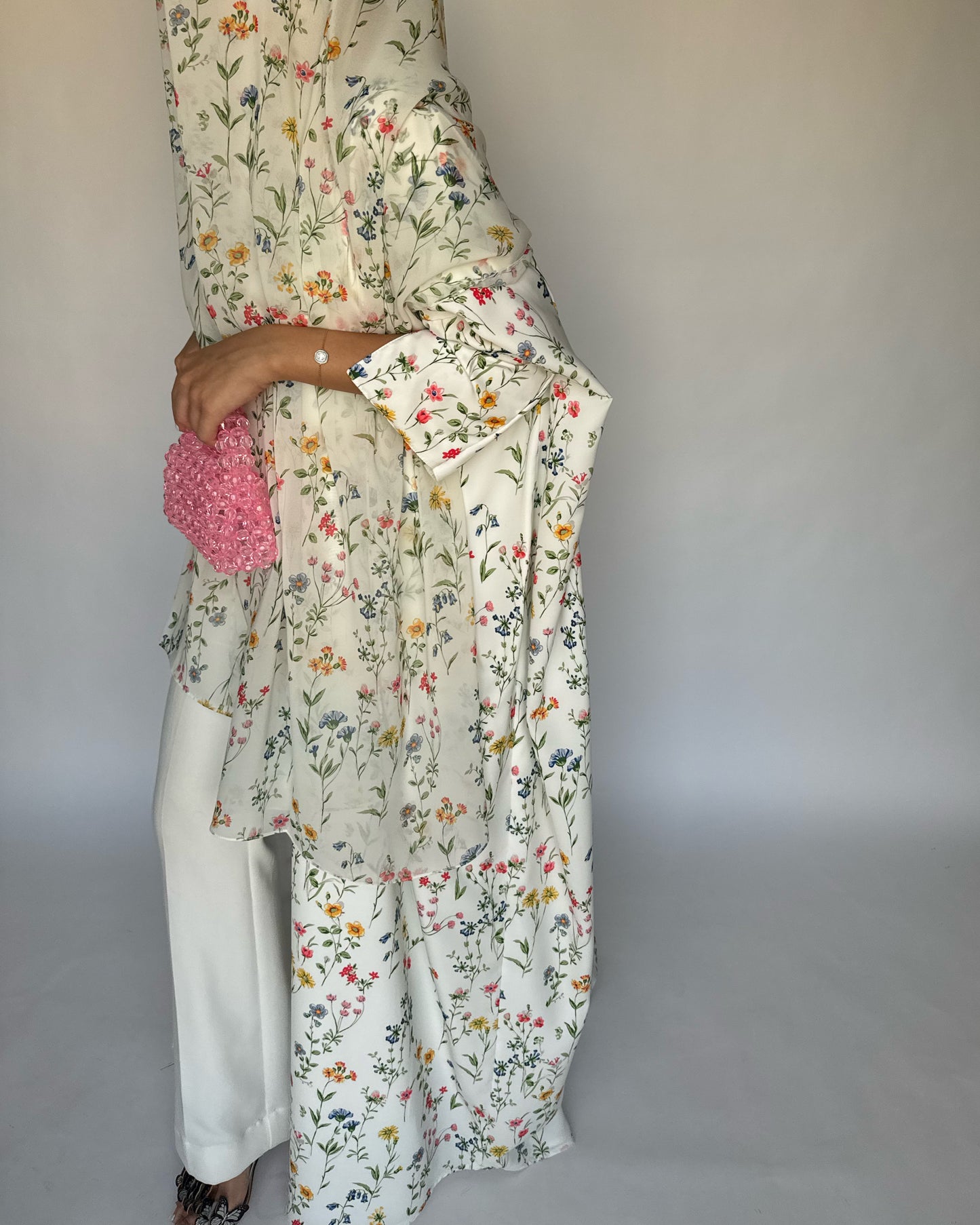 A244 - Off-White Summery Flower Abaya