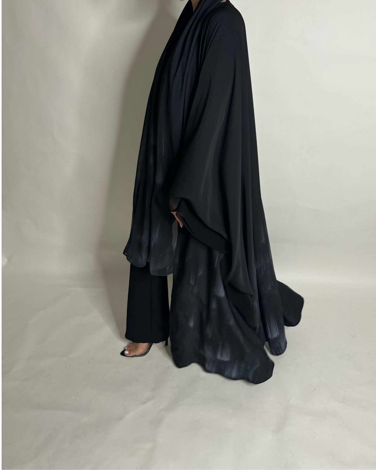 Gray Sky Abaya (READY TO SHIP)