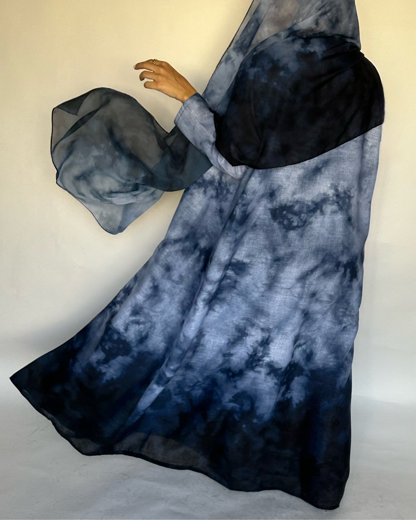 Blue Ombre Linen Abaya (READY TO SHIP)