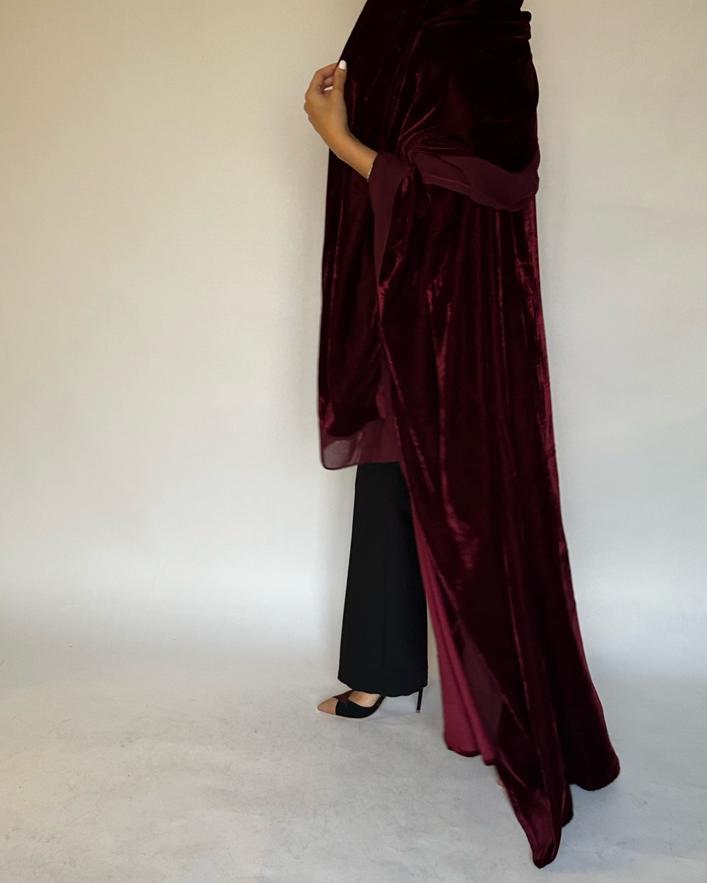 A138 - Maroon Winter Velvet Abaya & Head Scarf