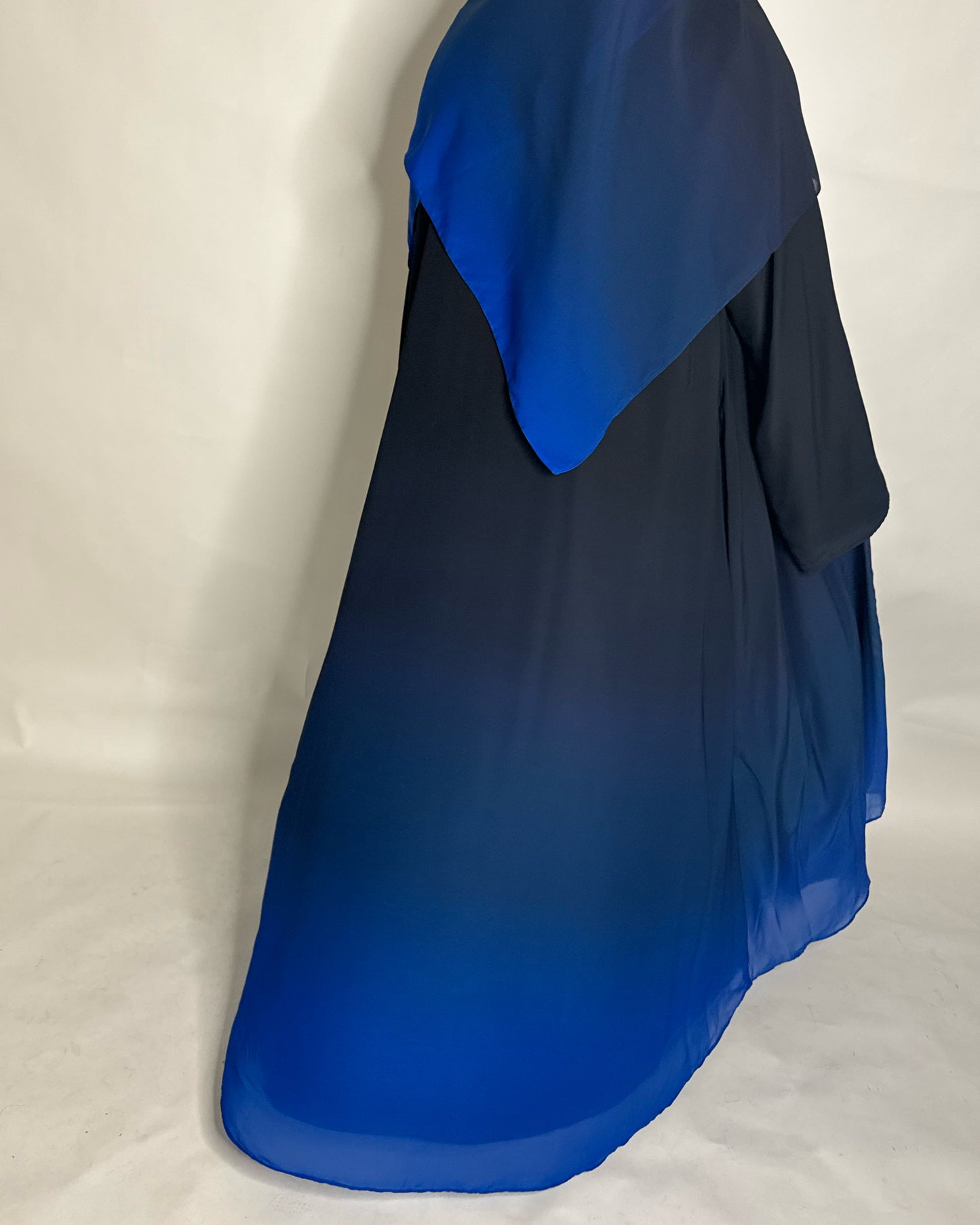 A182 - Black Blue Ombre Flowy Abaya