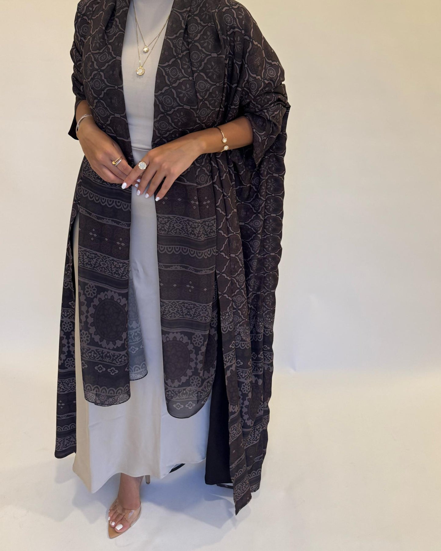 A261 - Brown Summery Pattern Abaya