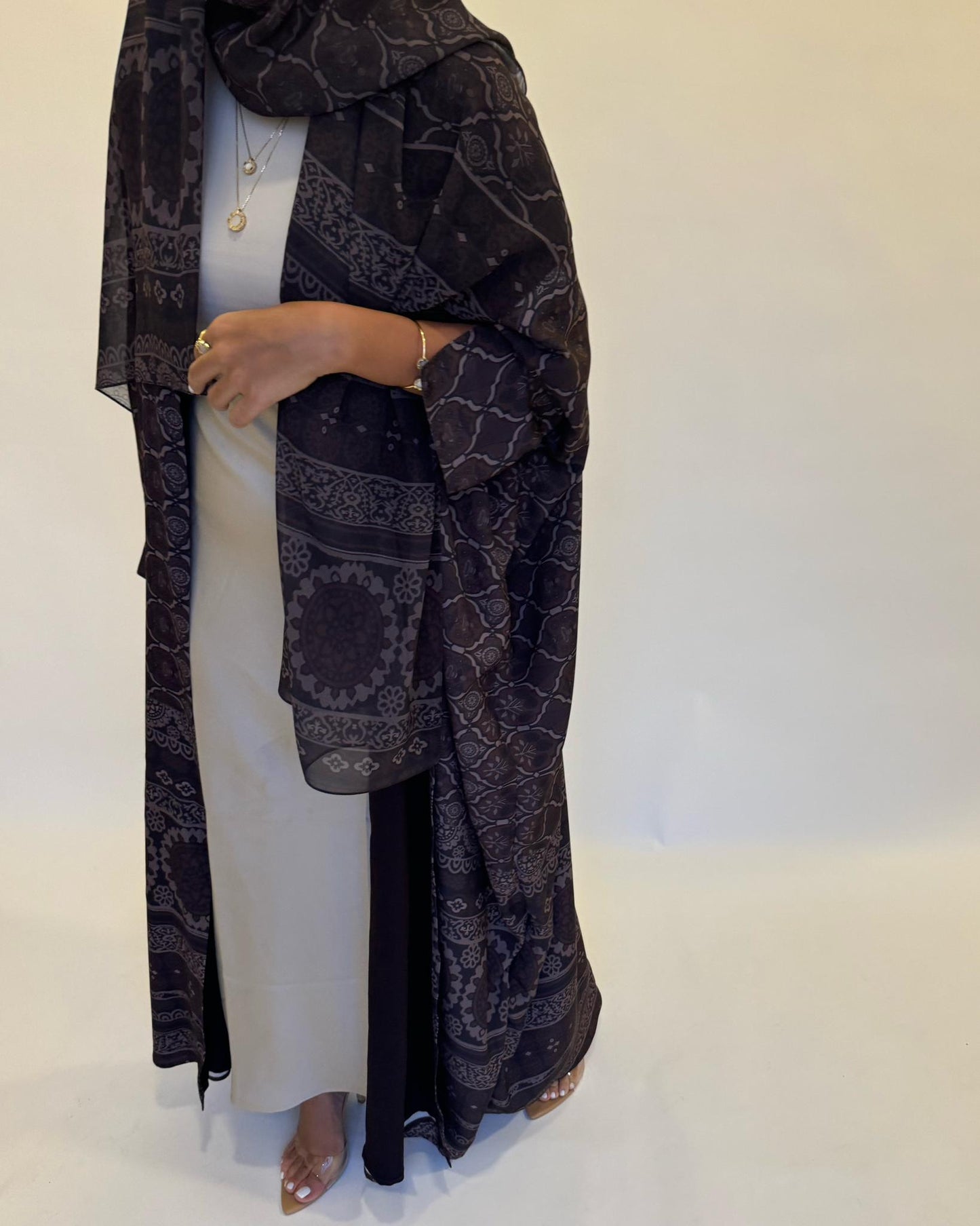 A261 - Brown Summery Pattern Abaya