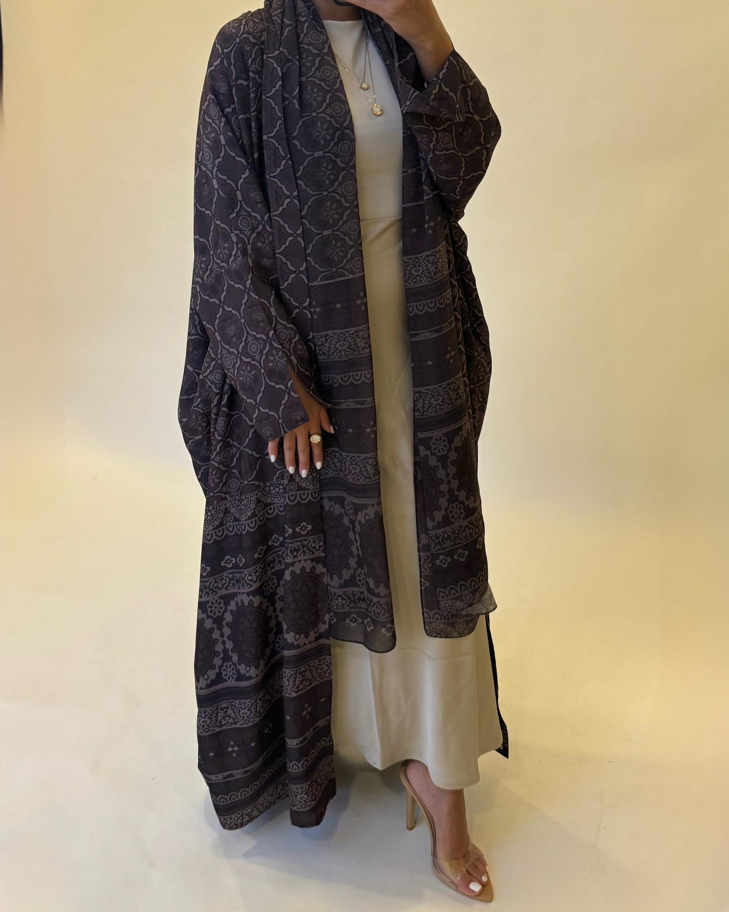 A261 - Brown Summery Pattern Abaya