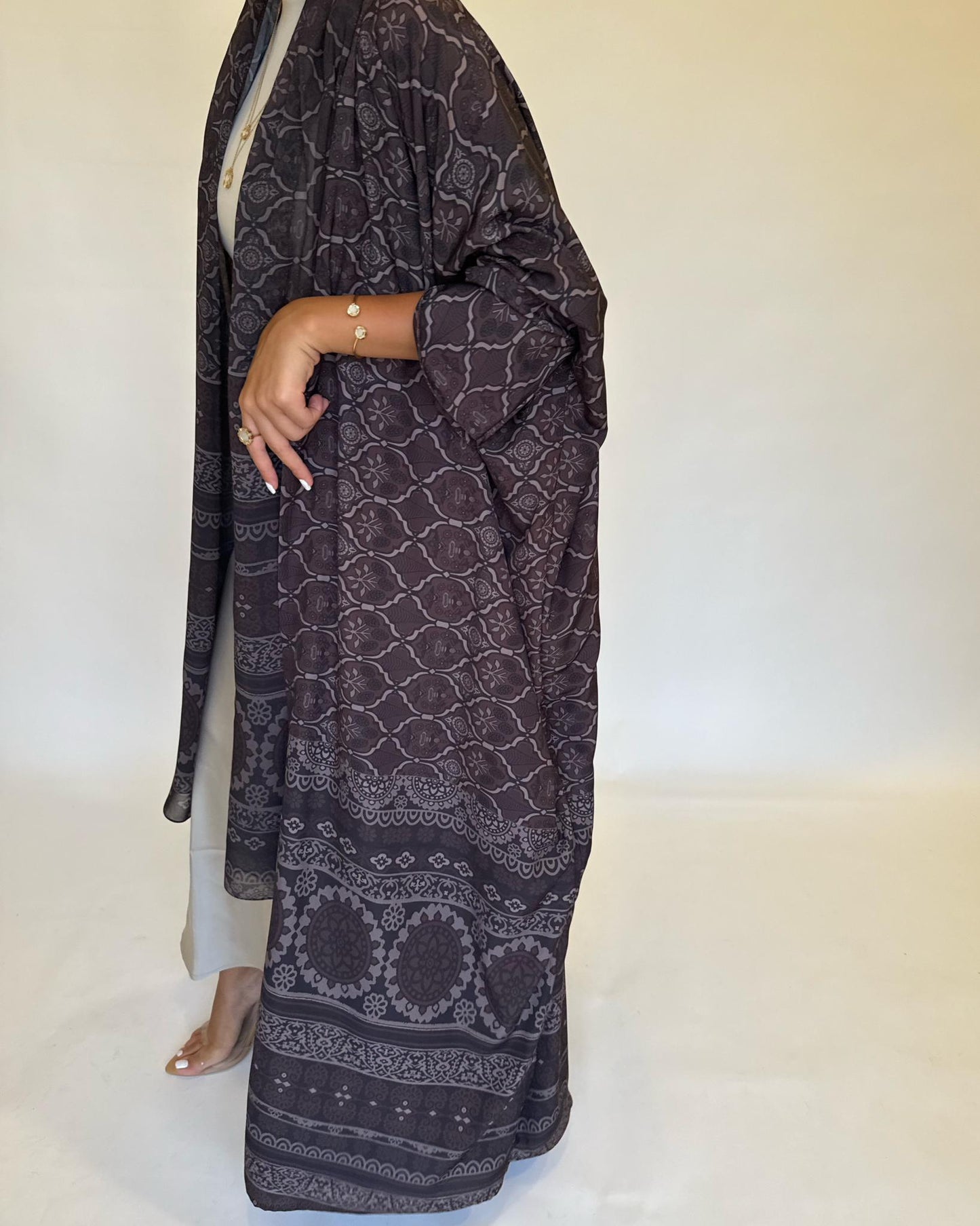 A261 - Brown Summery Pattern Abaya