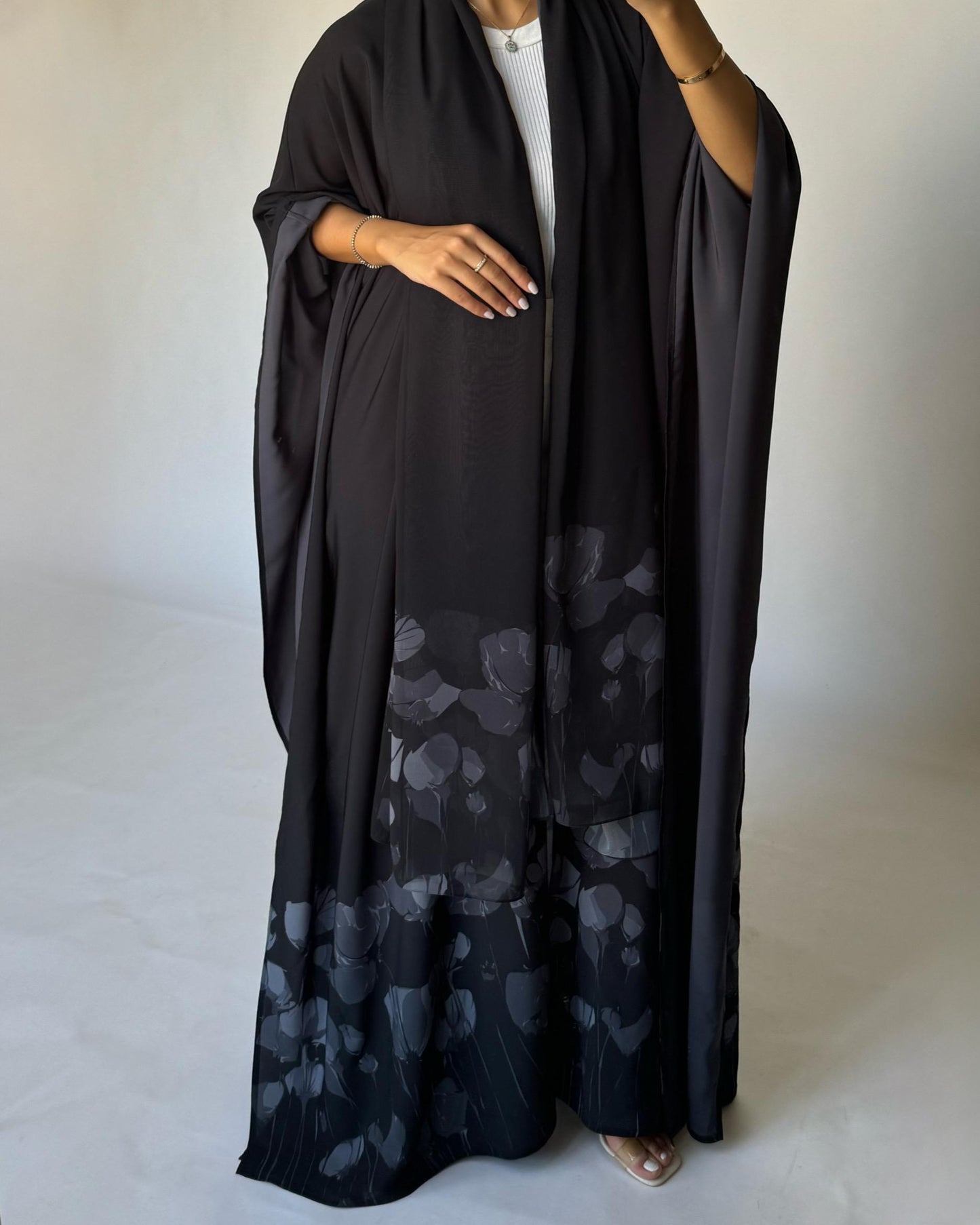 A276 - Black & Gray Flower Abaya