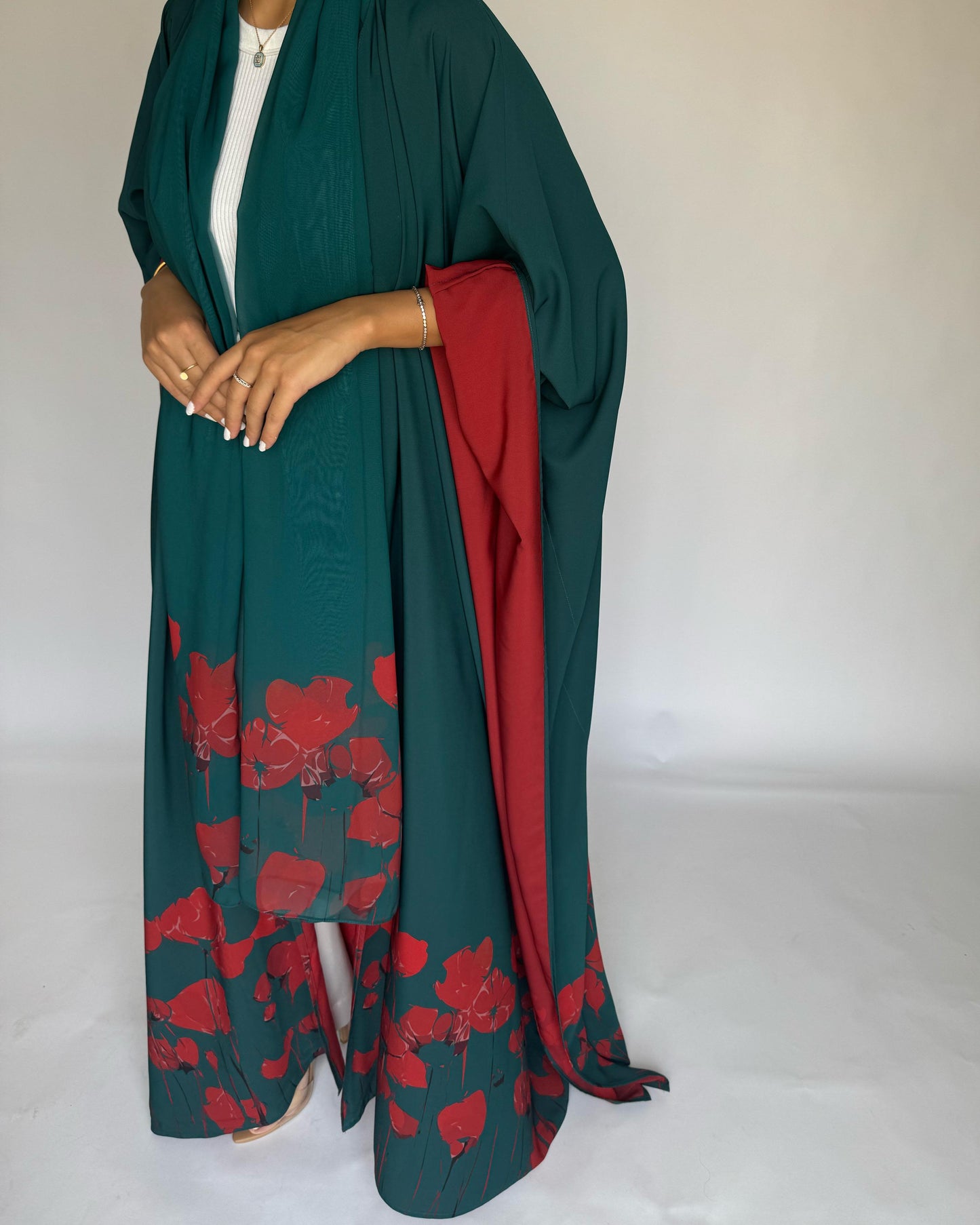 A273 - Blue & Red Flower Abaya