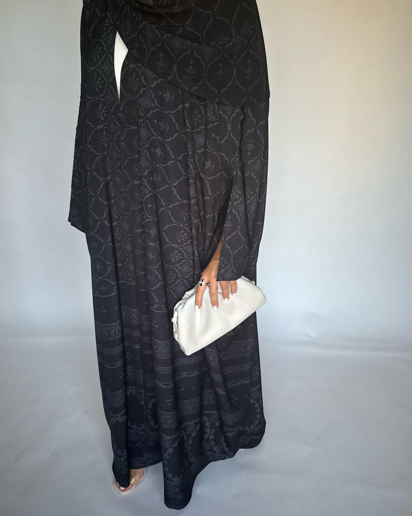 A277 - Black Summery Bisht Pattern Abaya (READY TO SHIP)