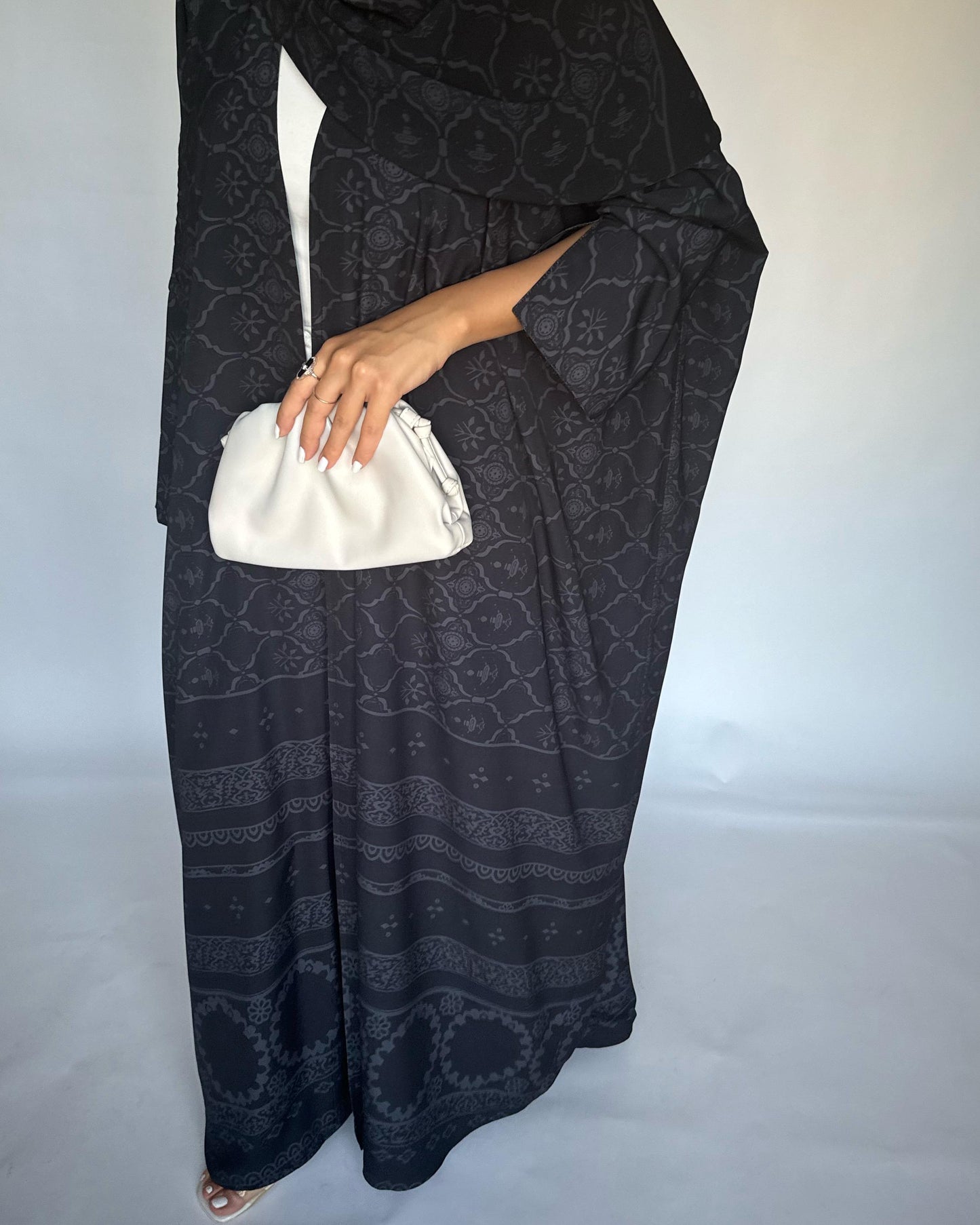 A277 - Black Summery Bisht Pattern Abaya (READY TO SHIP)