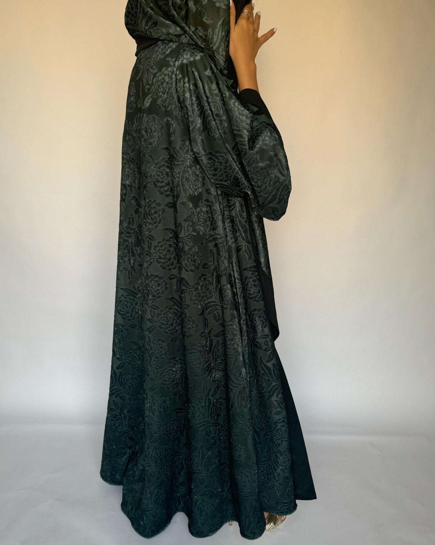 A296 - Green Velvet Pattern A-Cut Abaya & Velvet Head Scarf