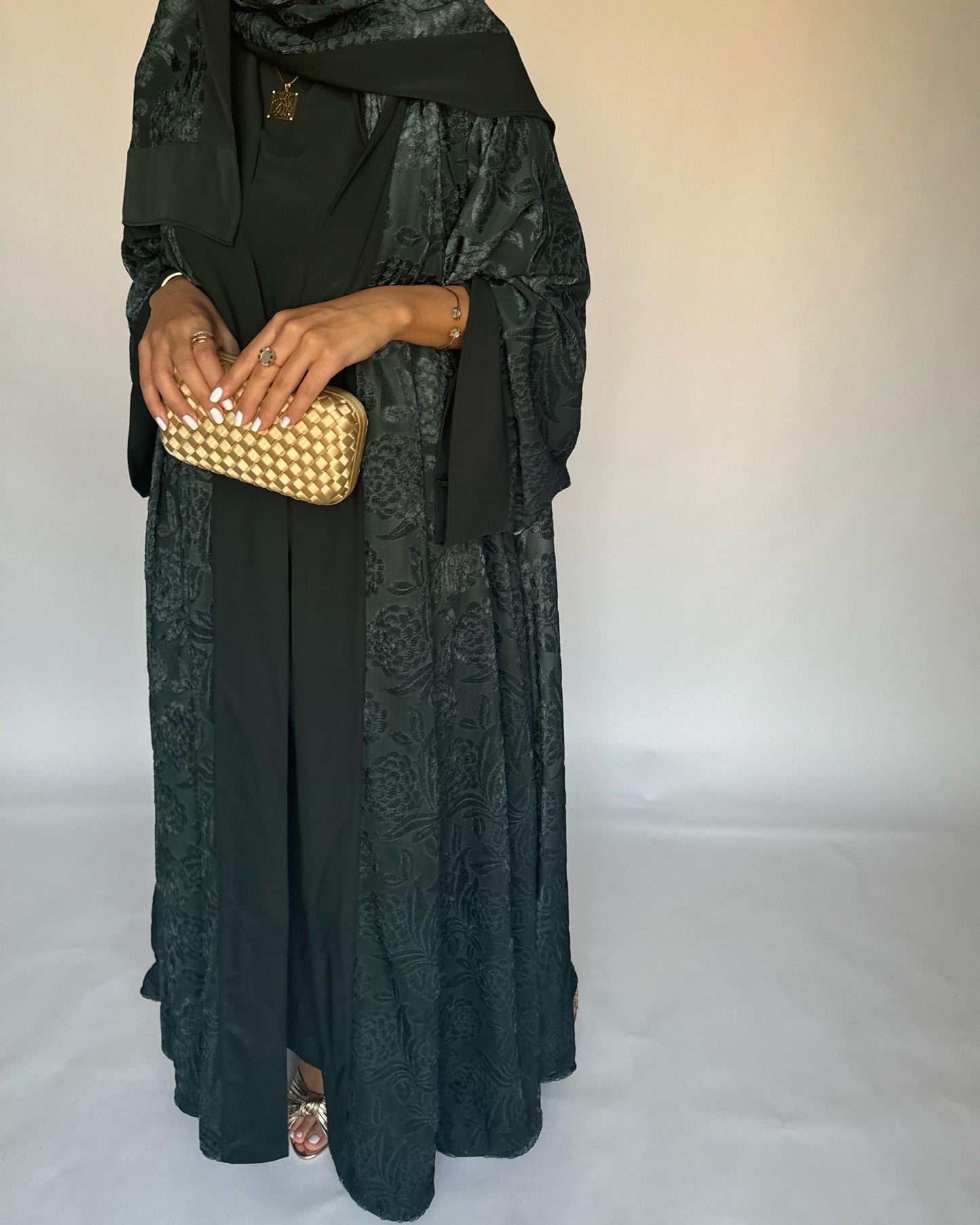 A296 - Green Velvet Pattern A-Cut Abaya & Velvet Head Scarf