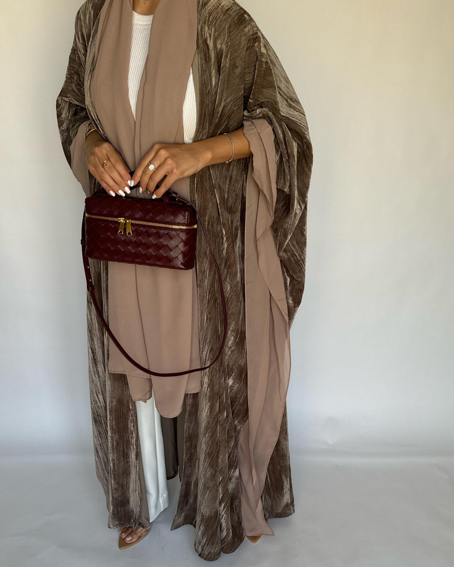 A302 - Beige Velvet Bisht Cut Abaya