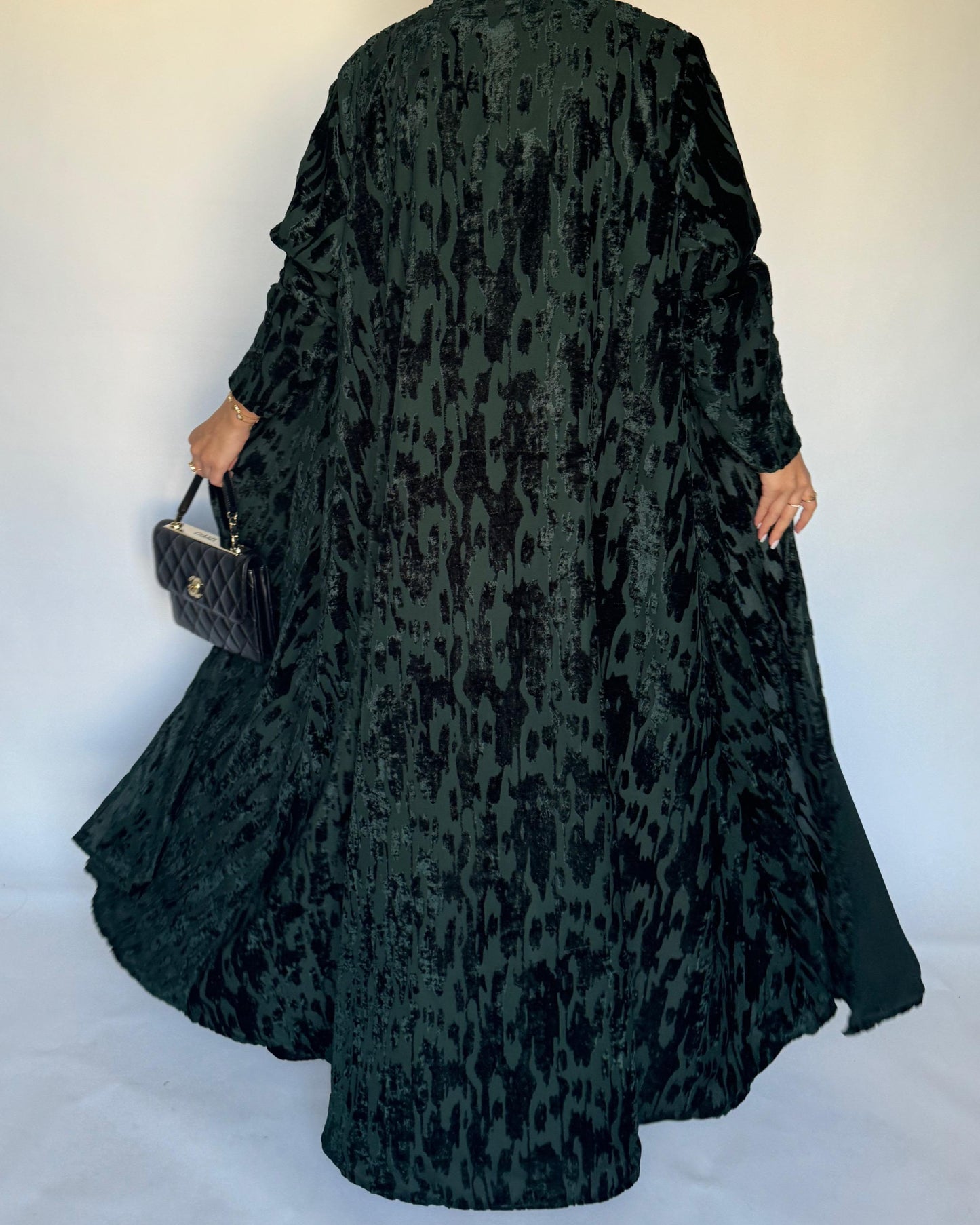 A315 - Forest Green A-Cut Velvet Winter Abaya