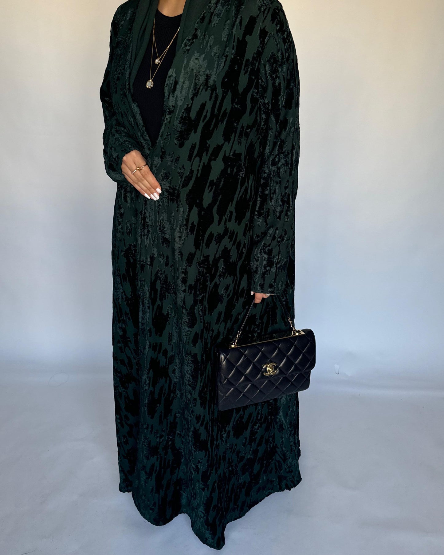 A315 - Forest Green A-Cut Velvet Winter Abaya