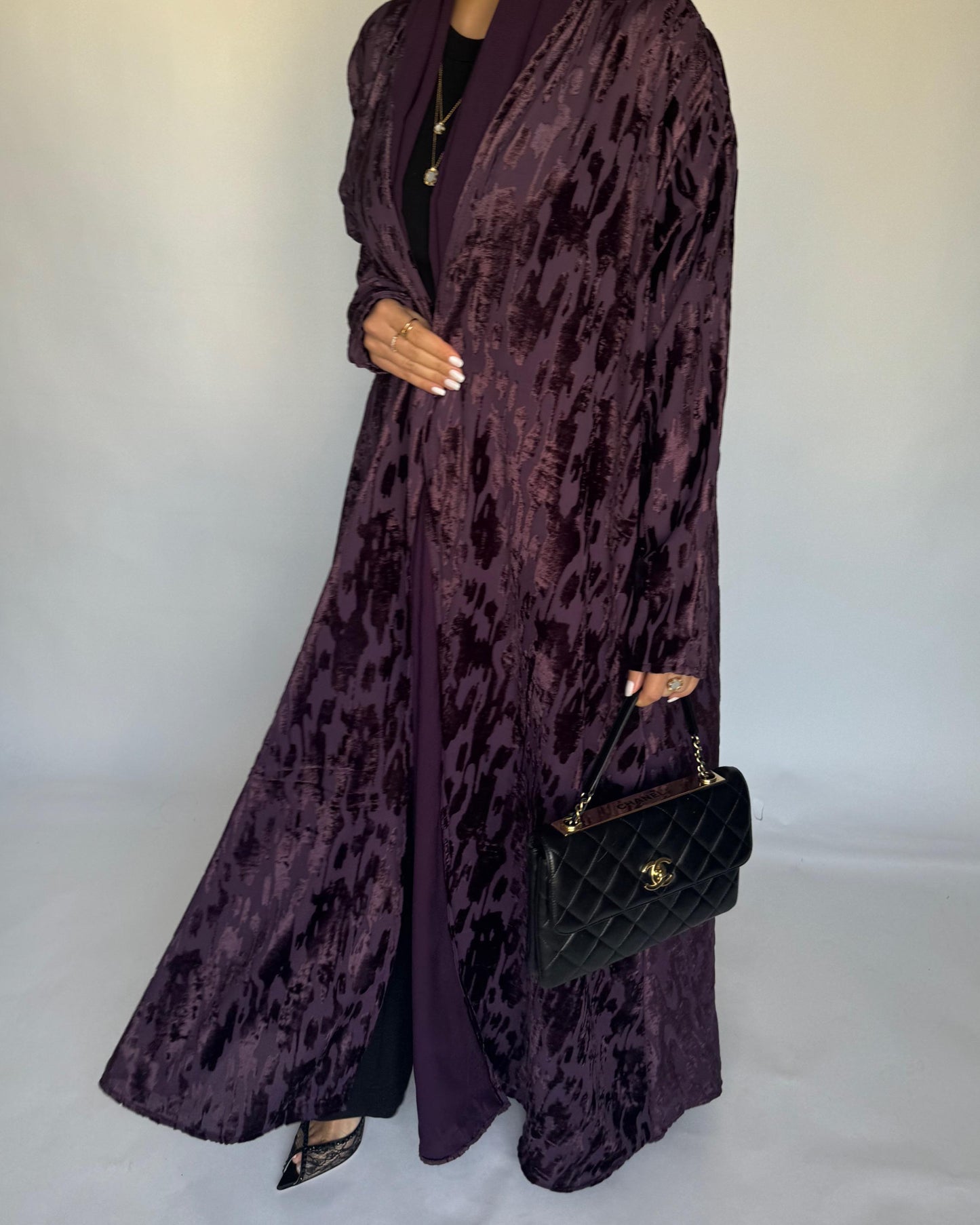 A313 - Purple A-Cut Velvet Winter Abaya