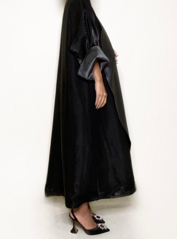 A052 - Elegant abaya