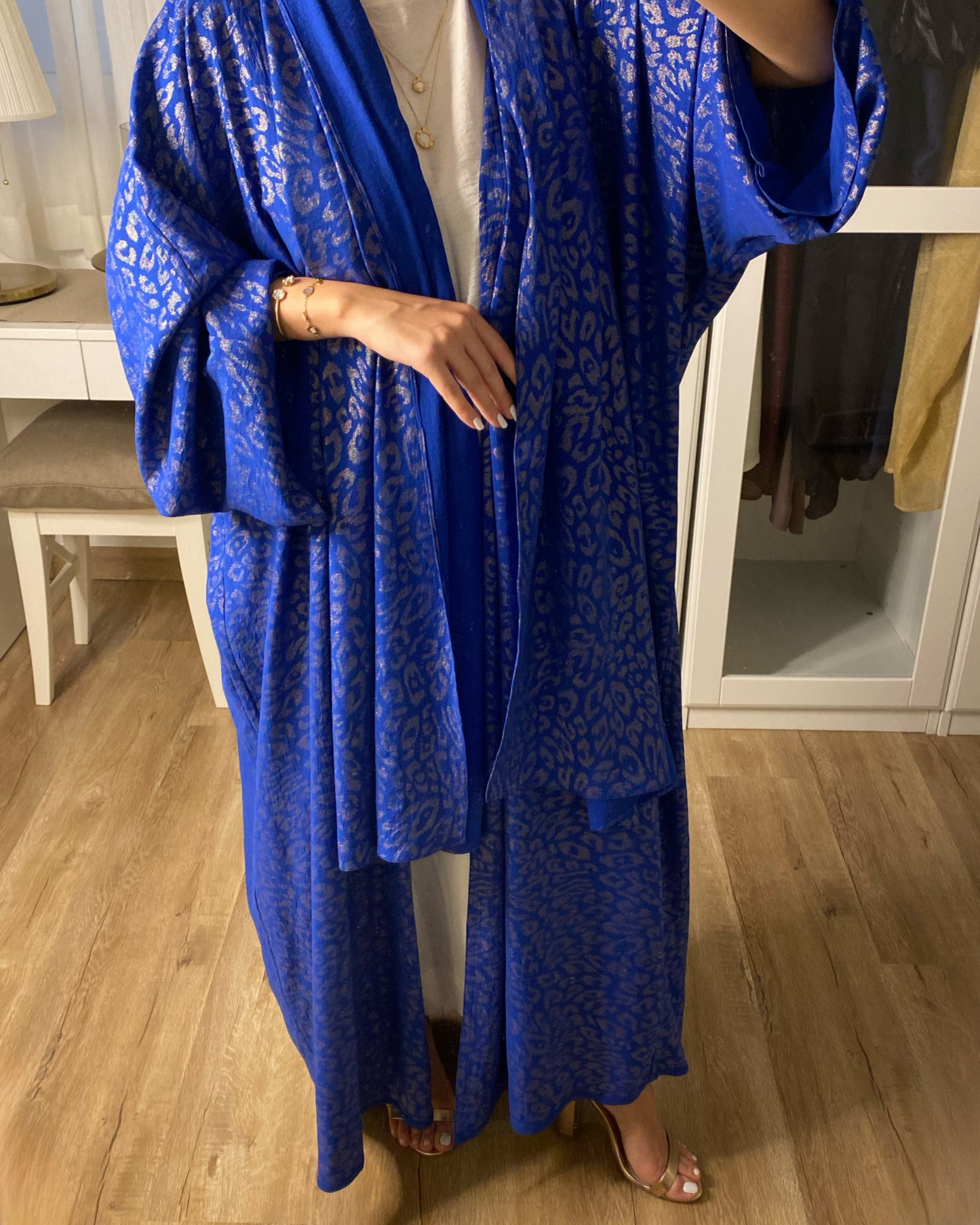 Royal Blue Reversible Pattern Abaya & Reversible Head Scarf (READY TO SHIP)