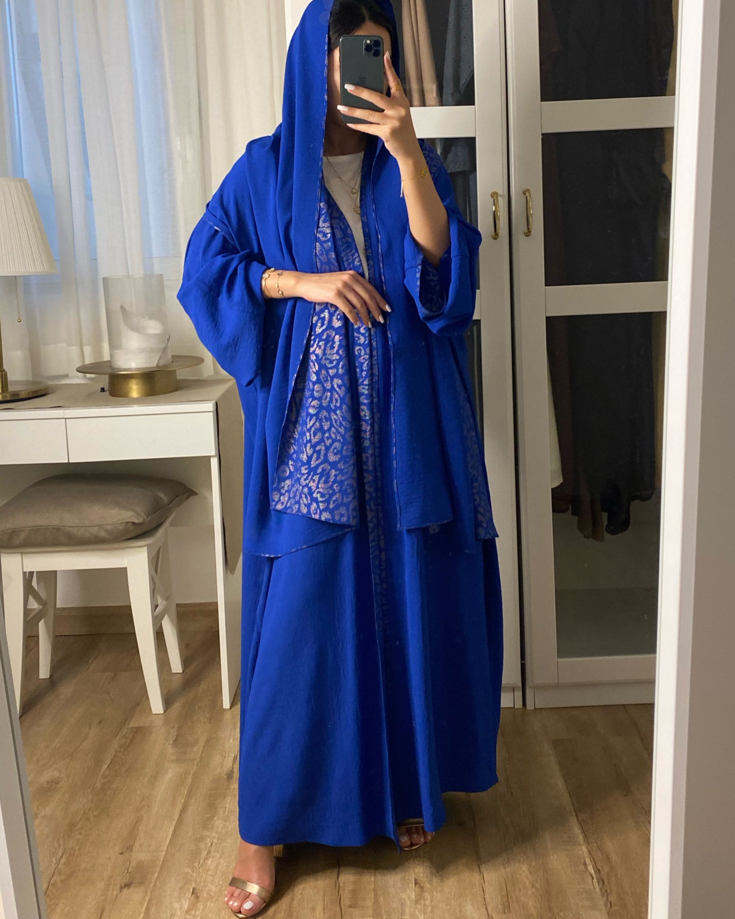 A083 - Royal Blue Reversible Pattern Abaya & Reversible Head Scarf