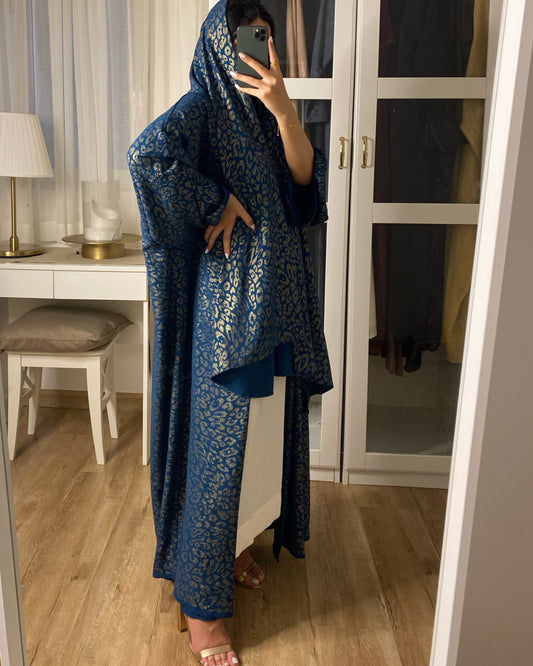 A082 - Blue Reversible Pattern Abaya & Reversible Head Scarf